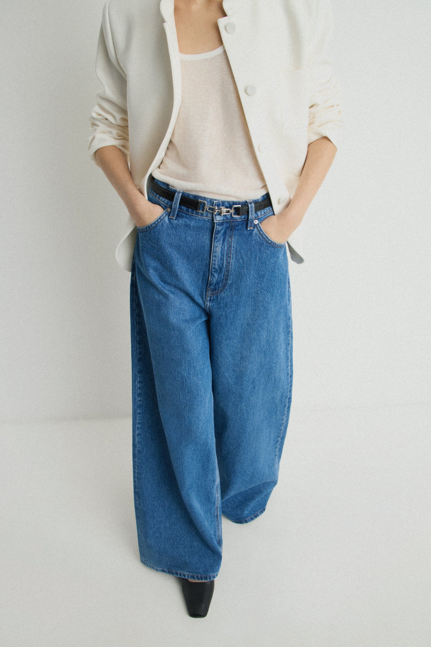DENIM BLUE