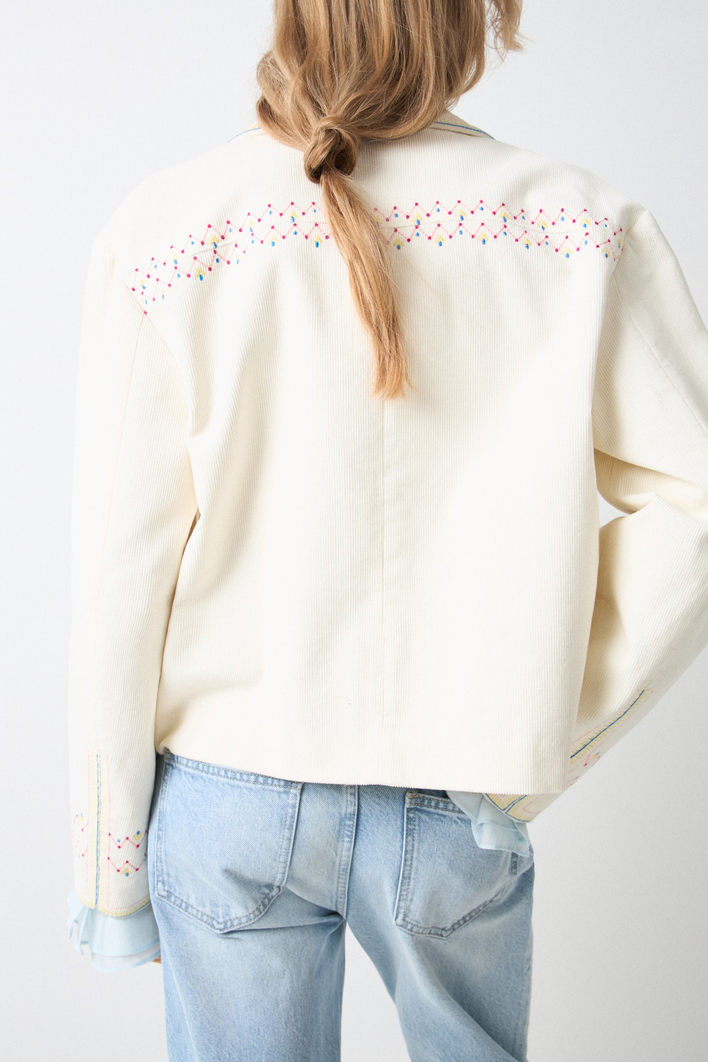 LIGHT YELLOW