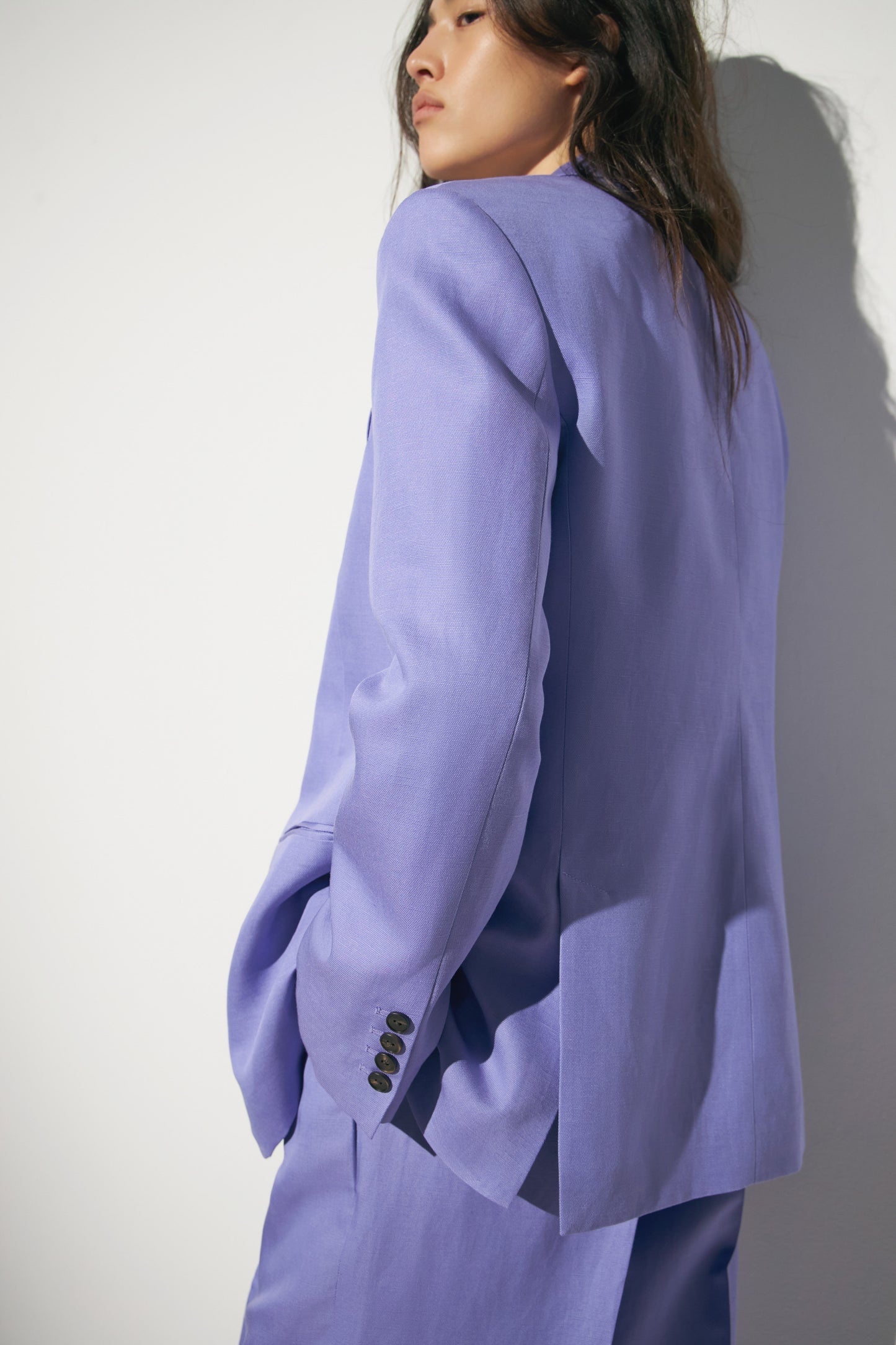 BRIGHT LILAC