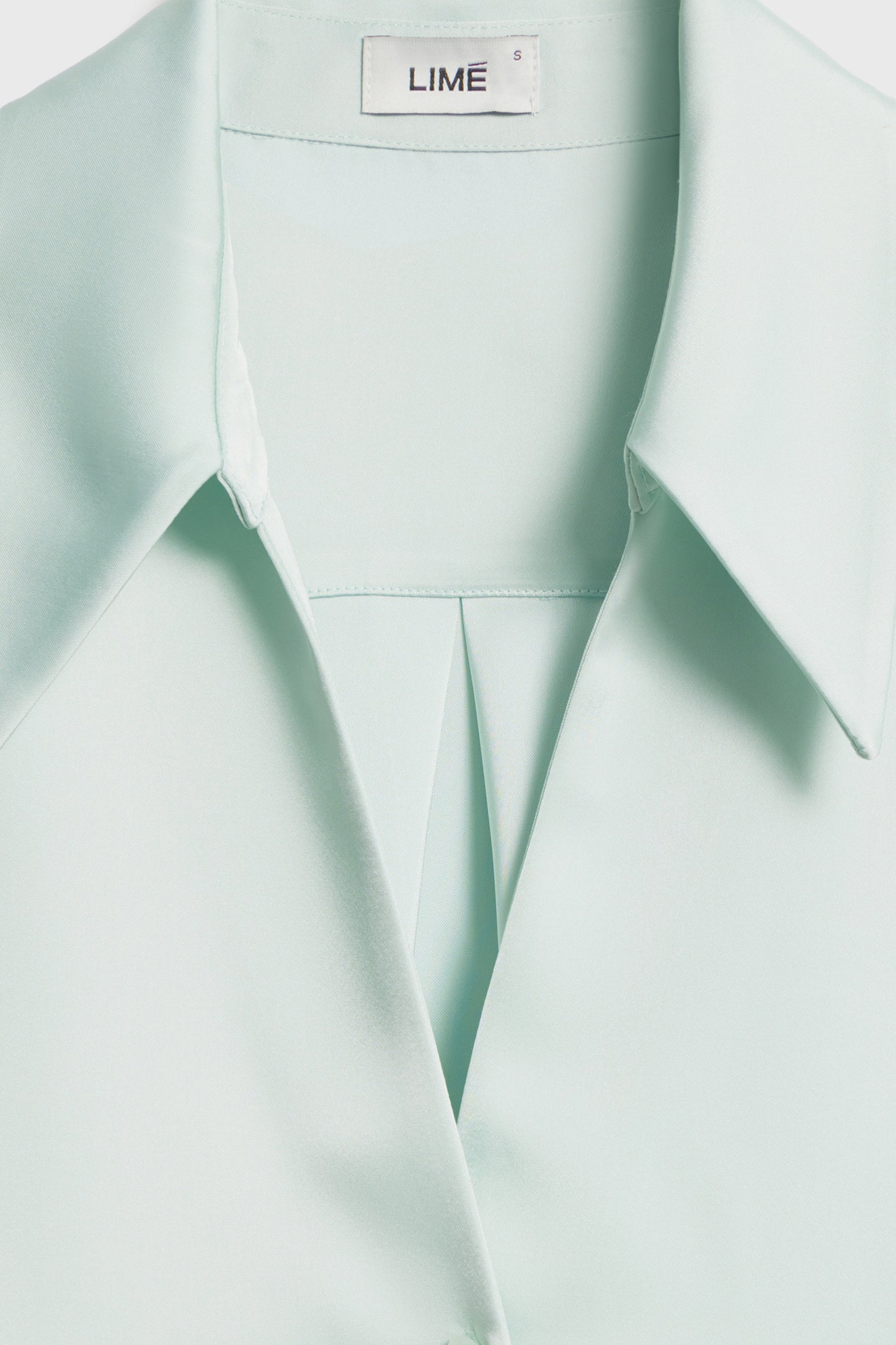 LIGHT GREEN