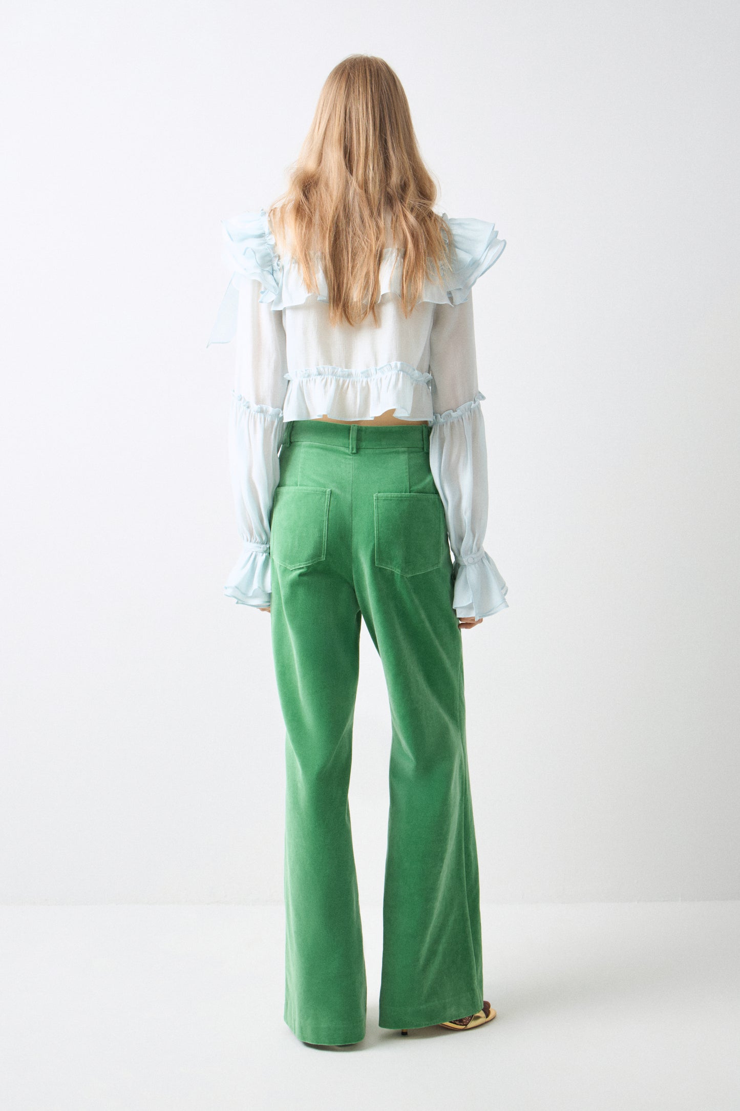 GREEN