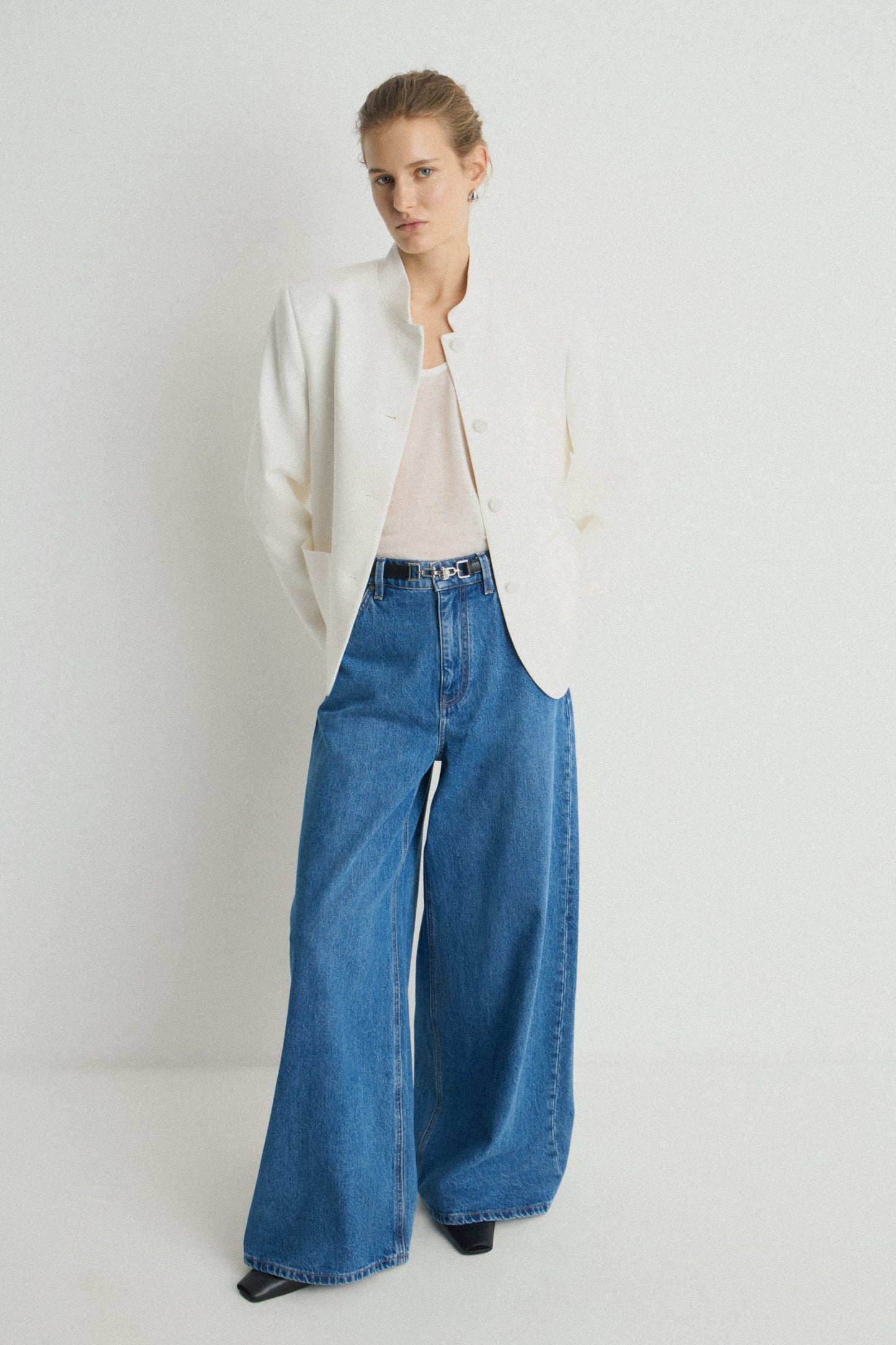 DENIM BLUE