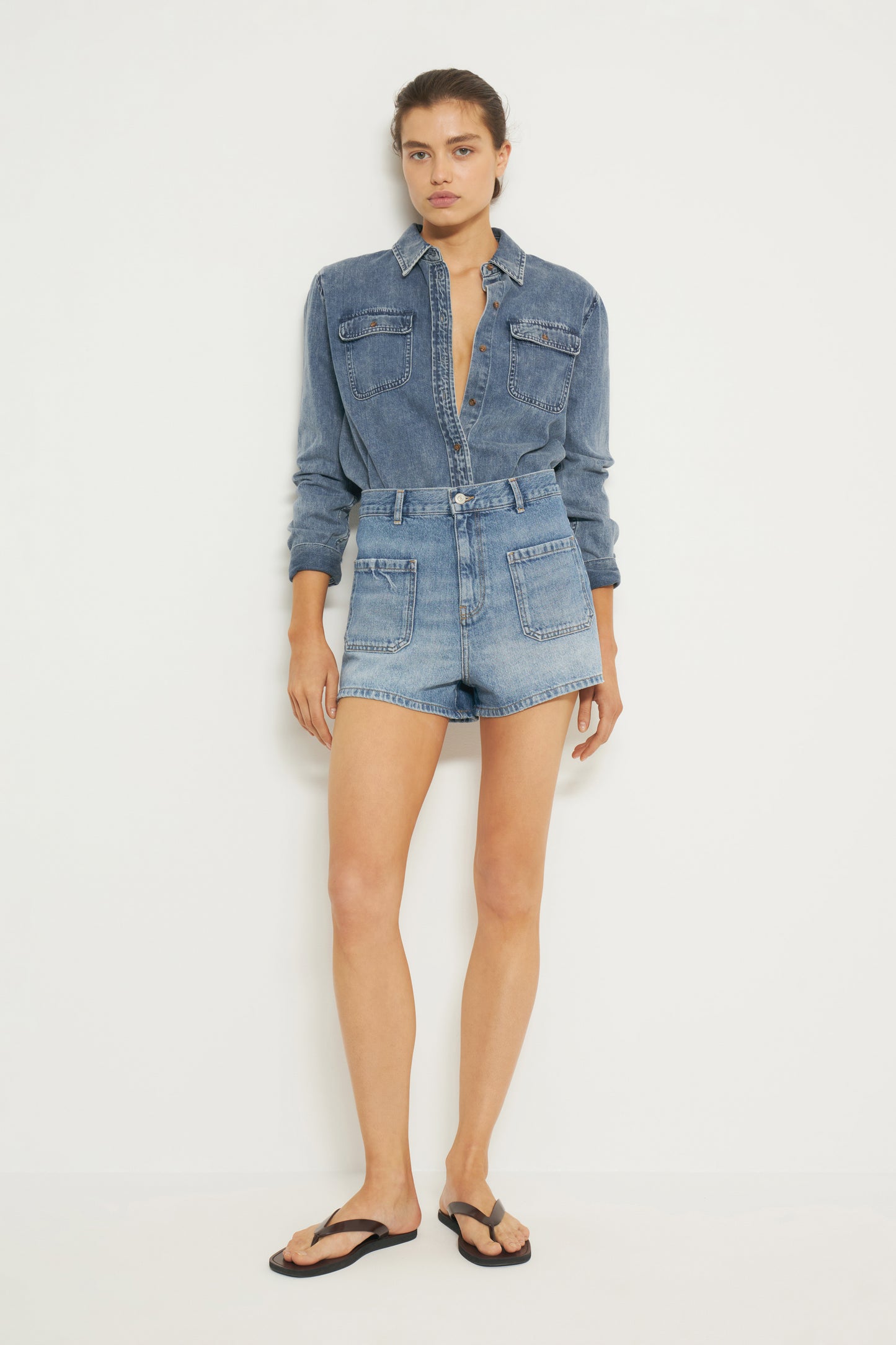 VINTAGE BLUE