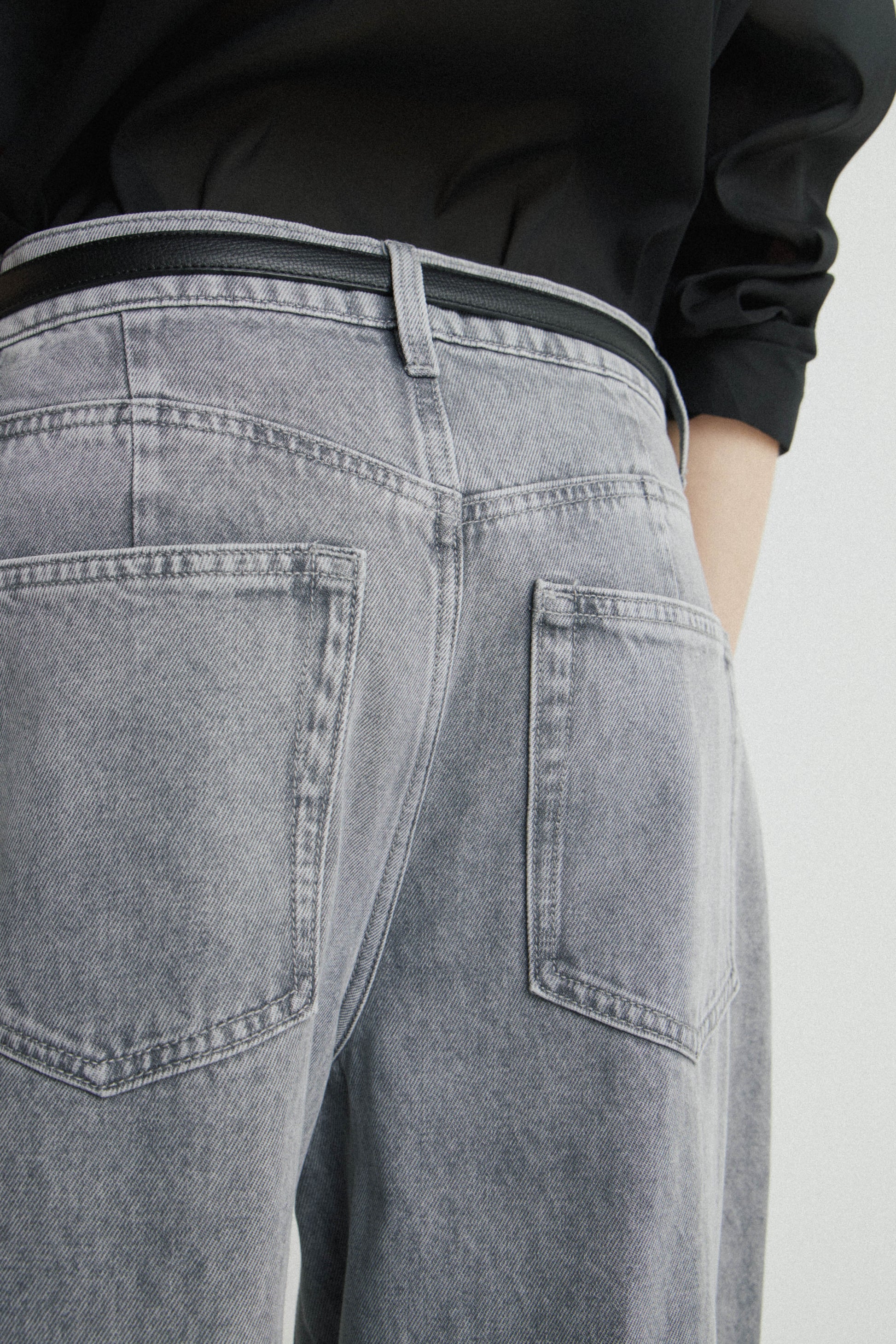CONCRETE GREY