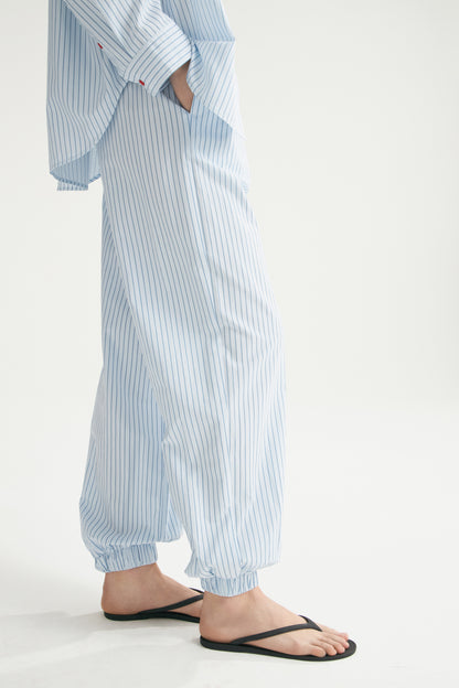 LIGHT BLUE/WHITE