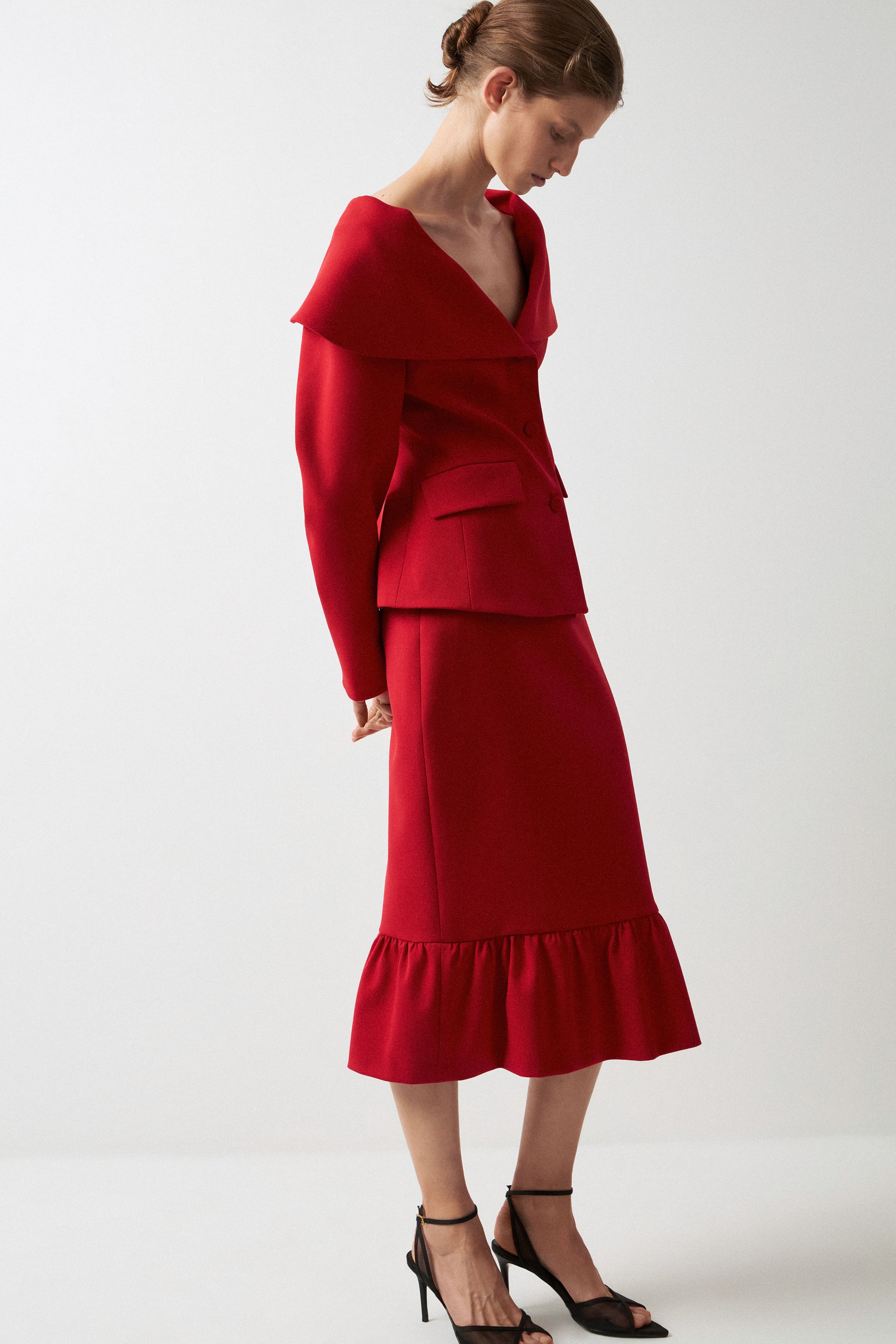 DARK RED