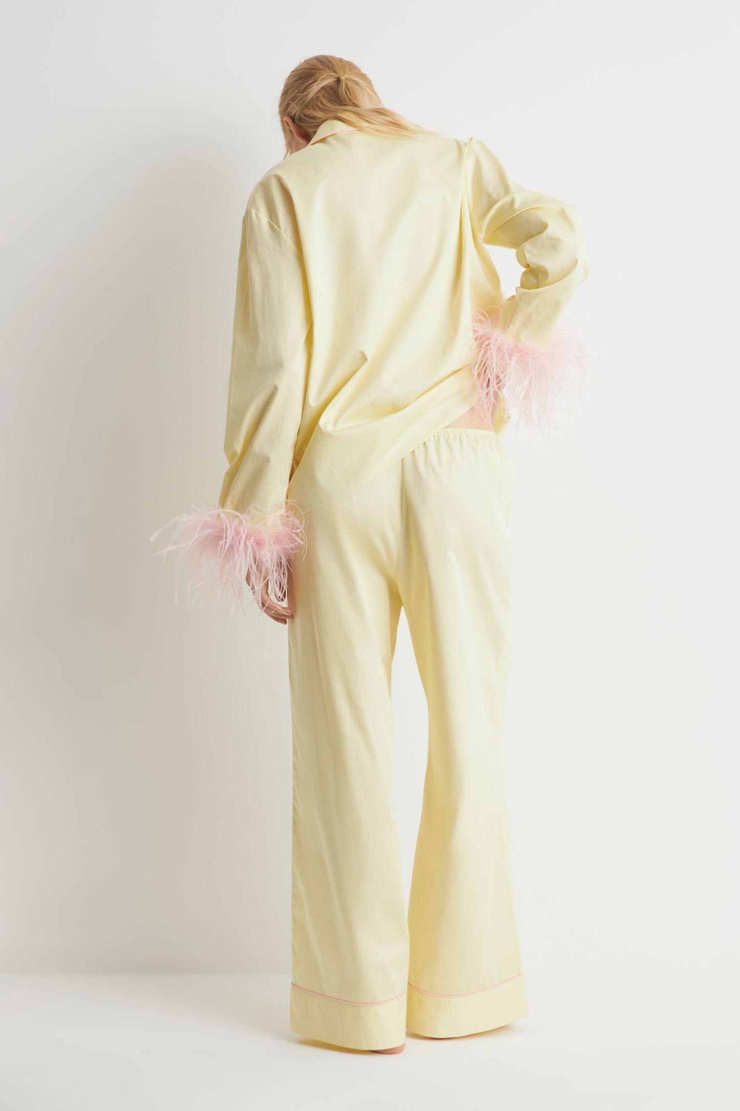 LIGHT YELLOW