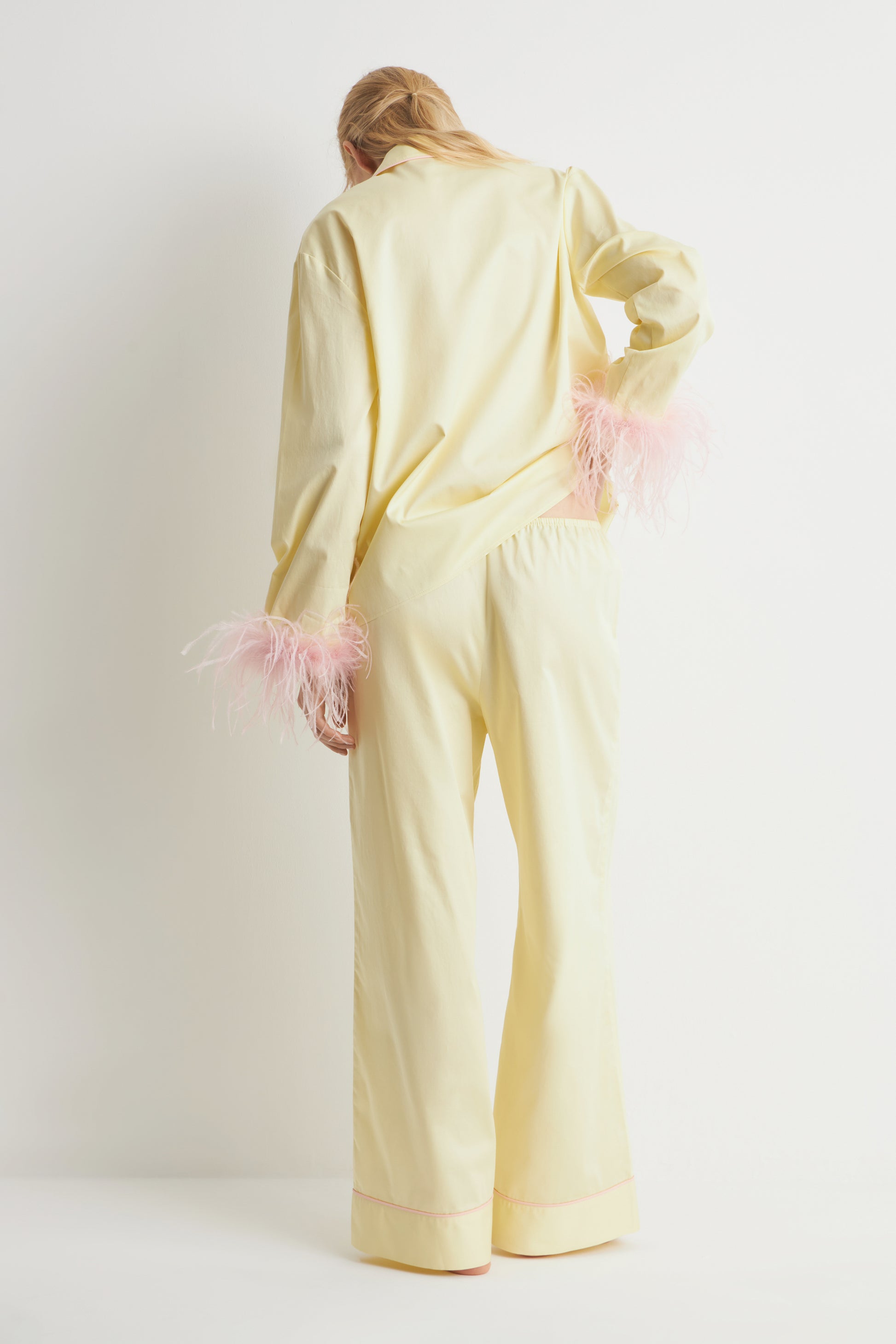 LIGHT YELLOW
