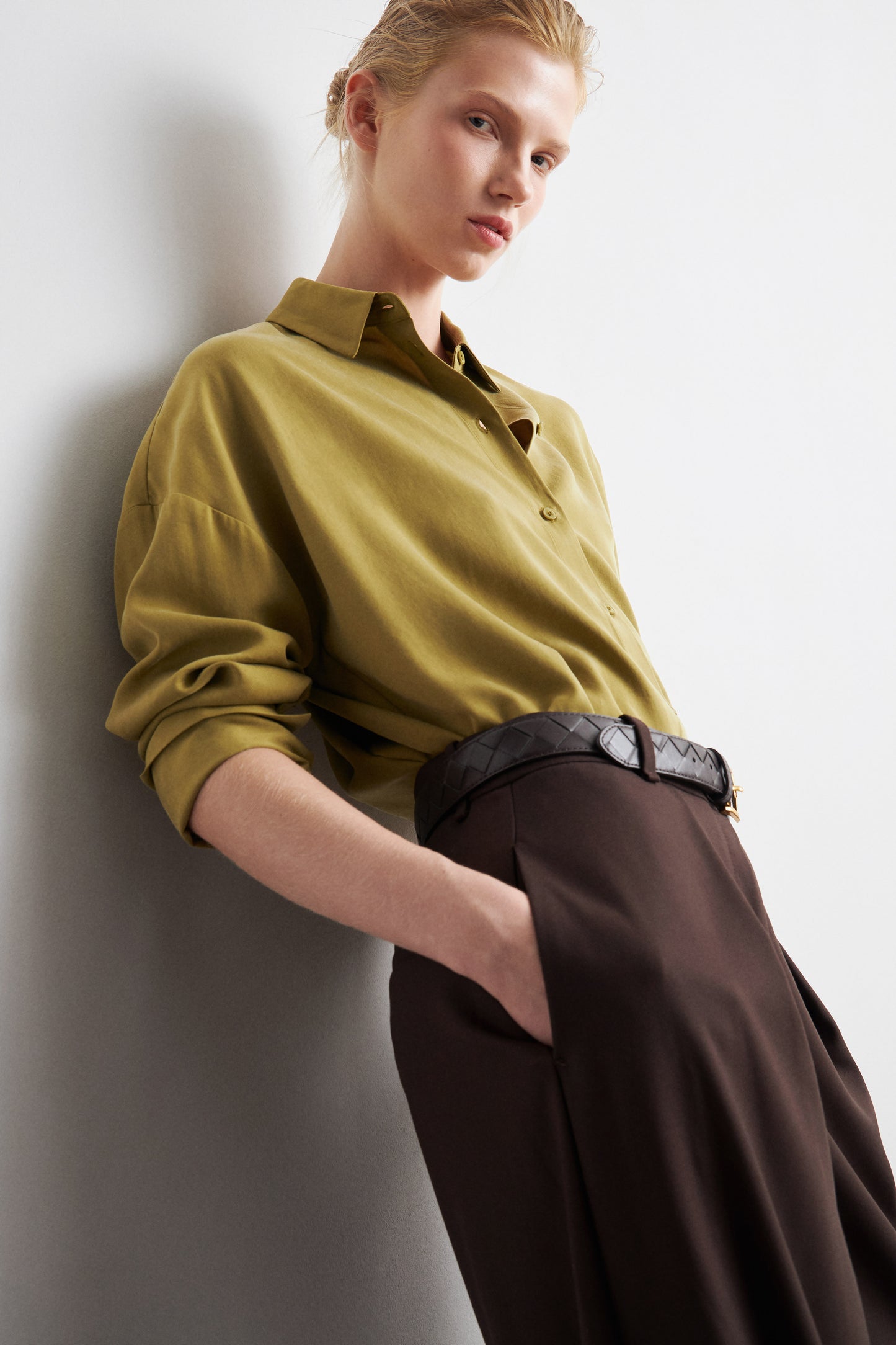 LIGHT KHAKI