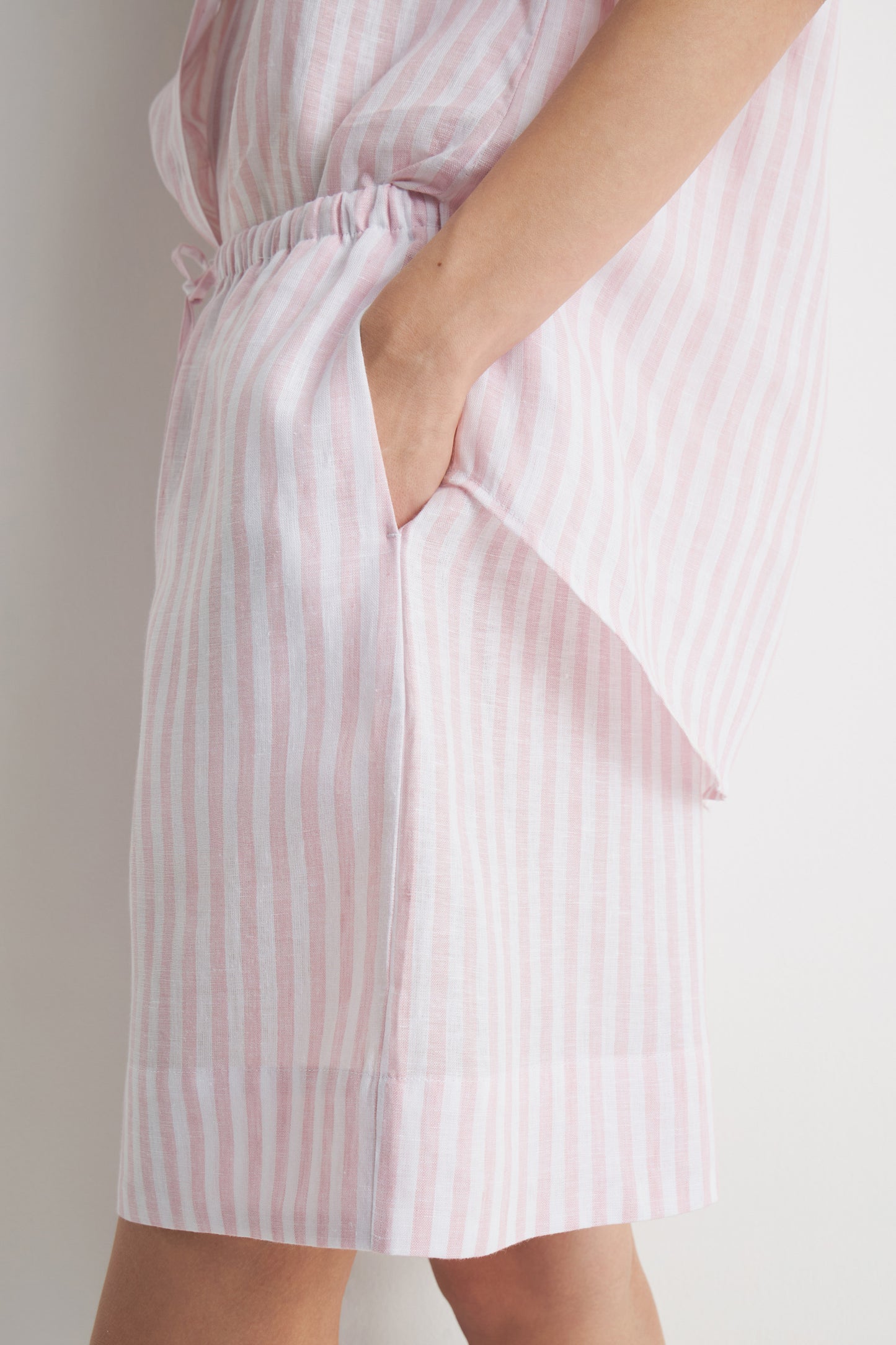 PINK/WHITE