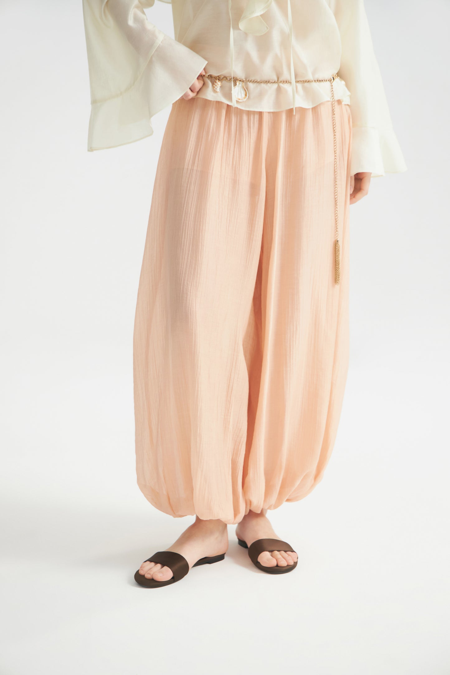 LIGHT PEACH
