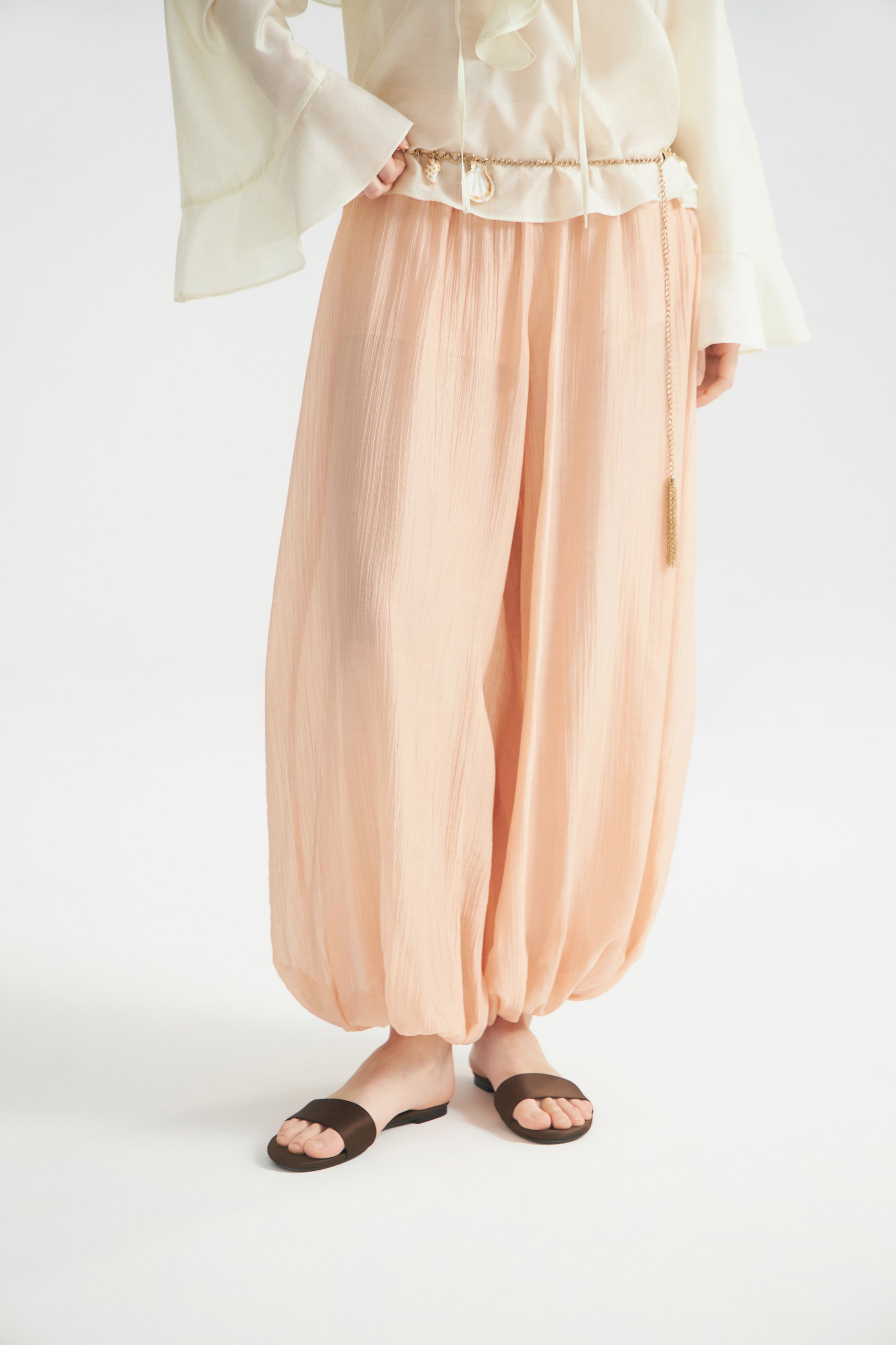 LIGHT PEACH