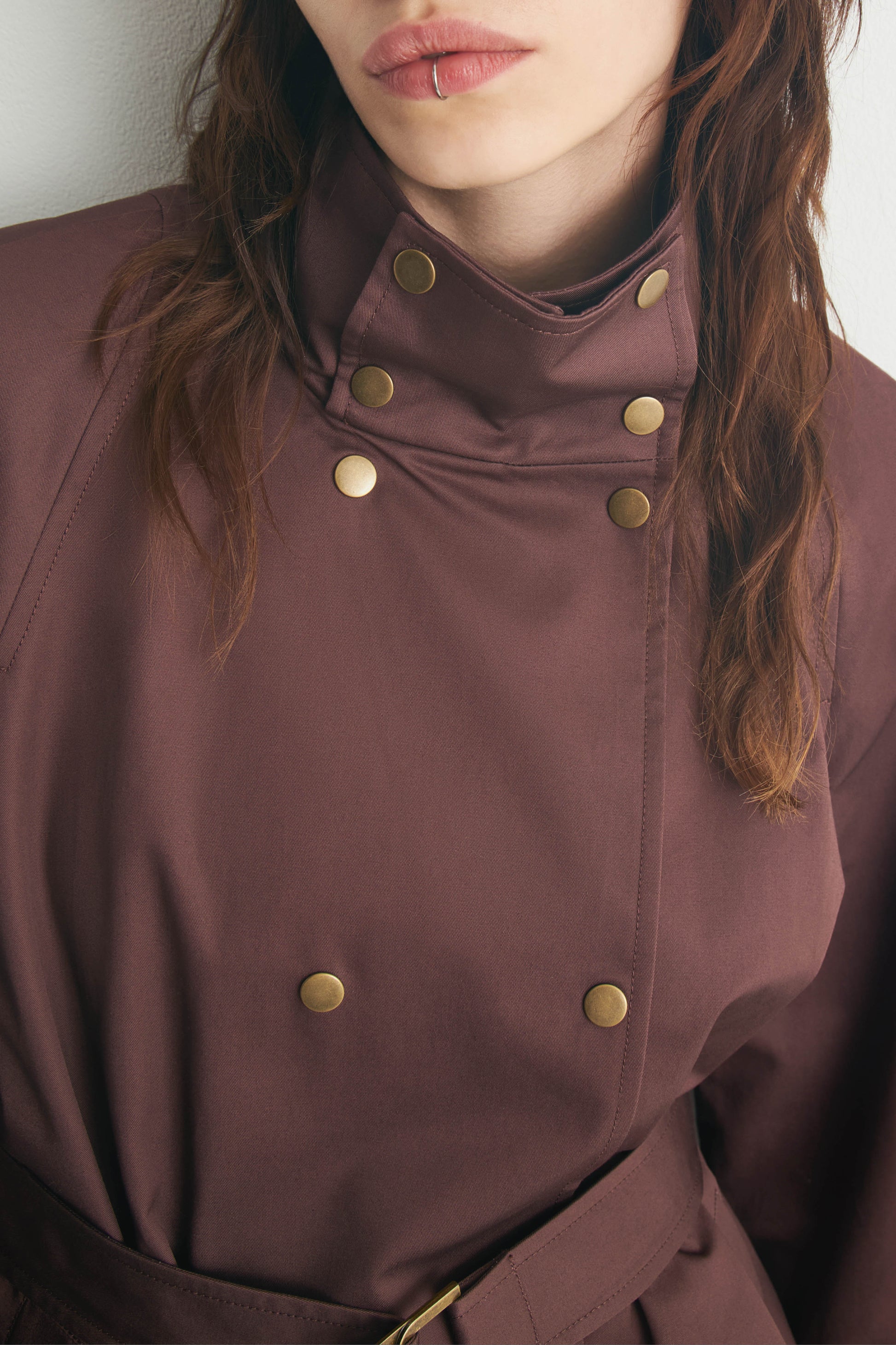 DARK BROWN