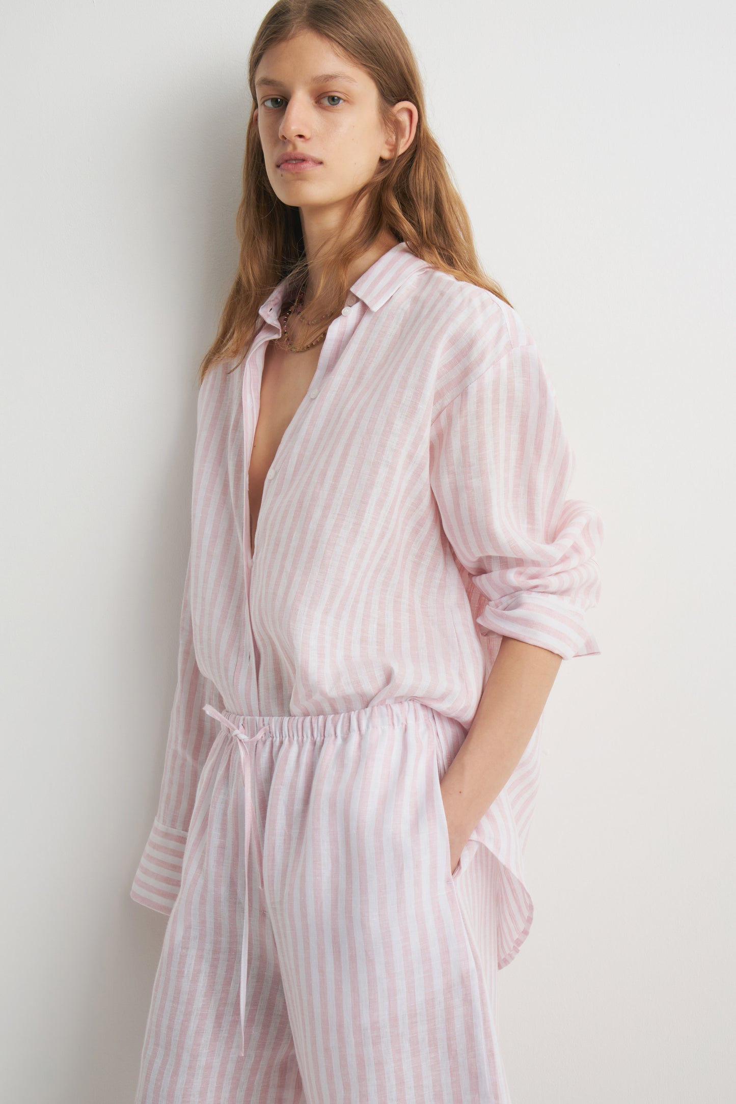 PINK/WHITE