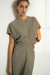 GRAY BROWN