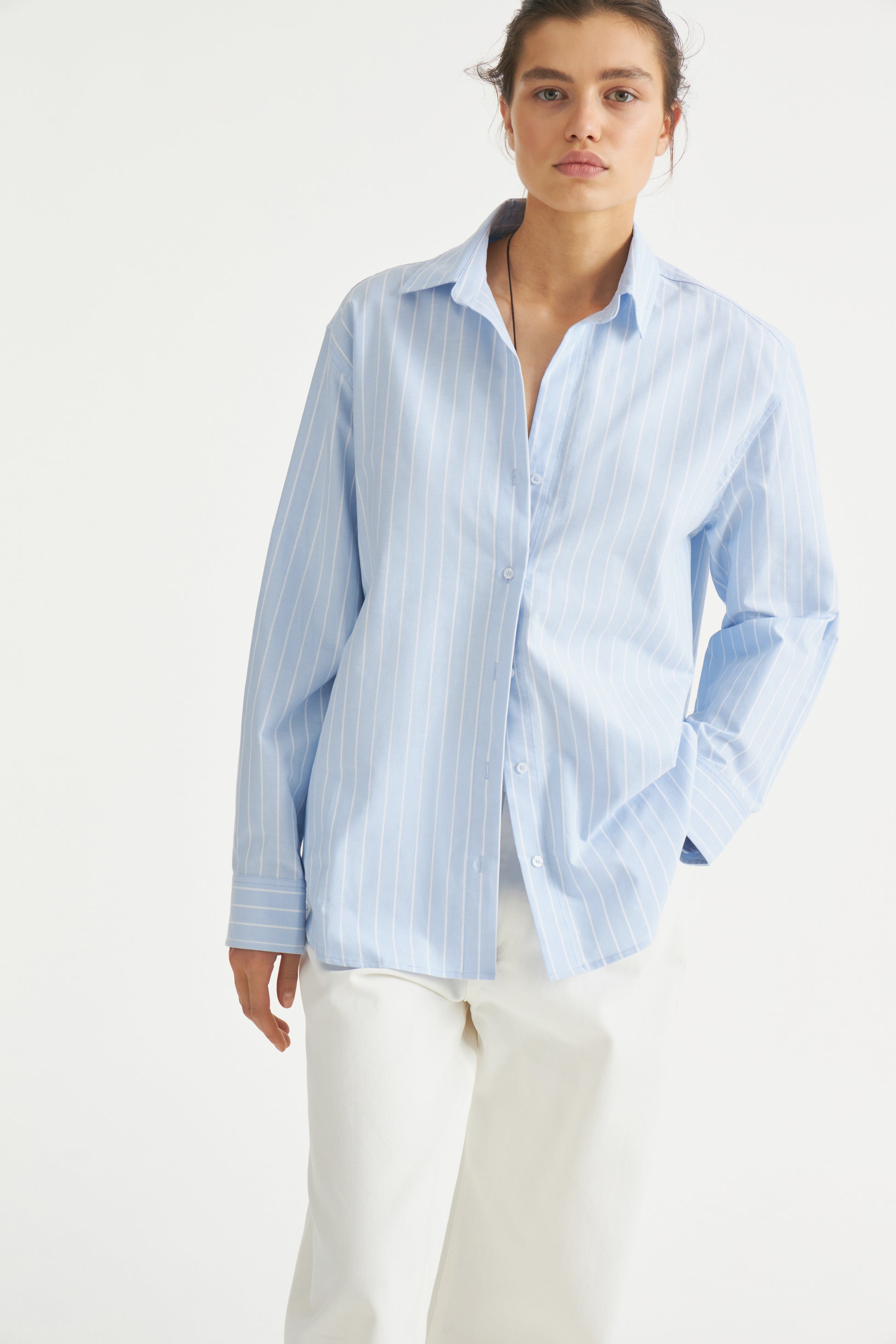 BLUE/WHITE