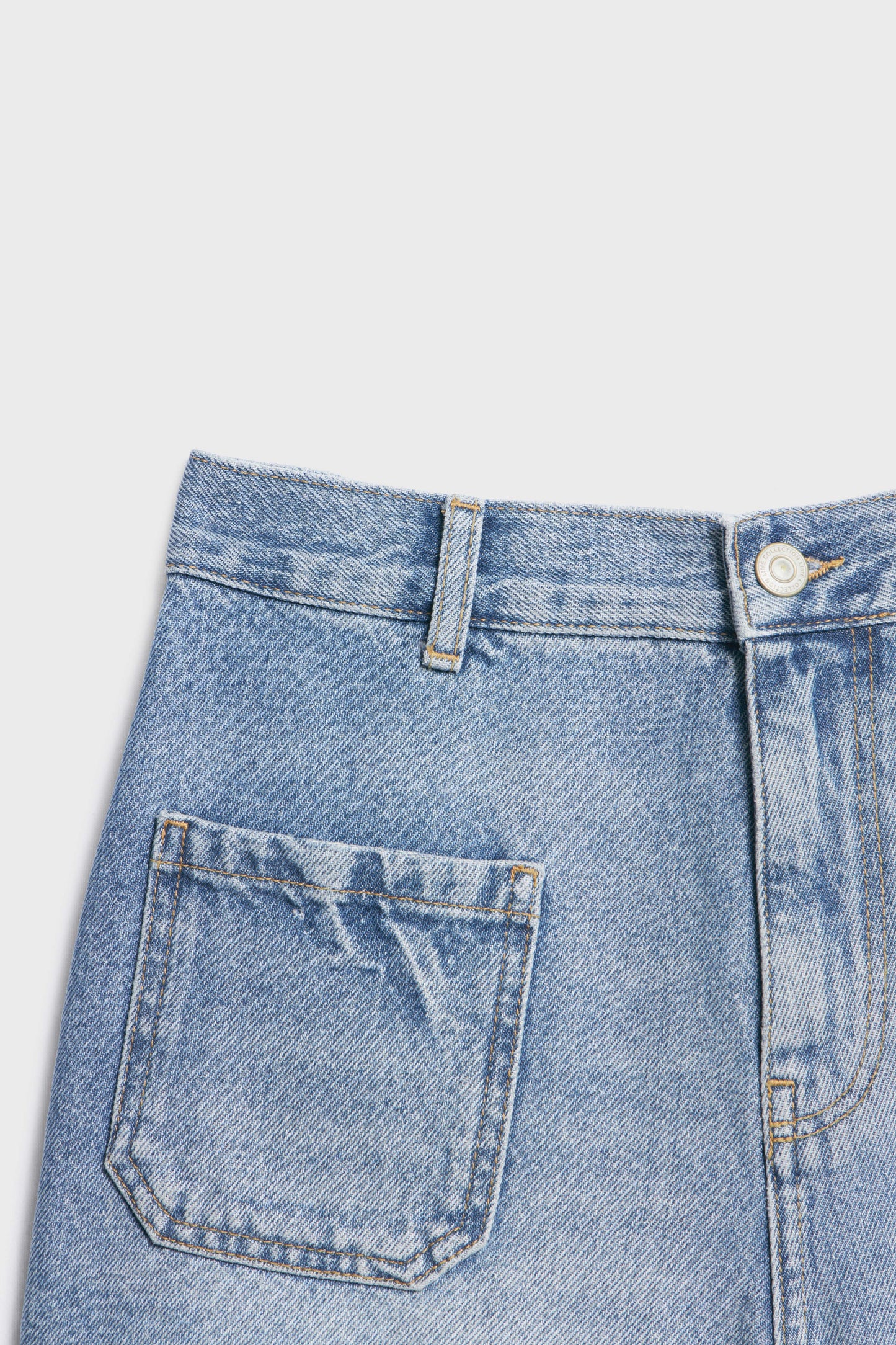 VINTAGE BLUE