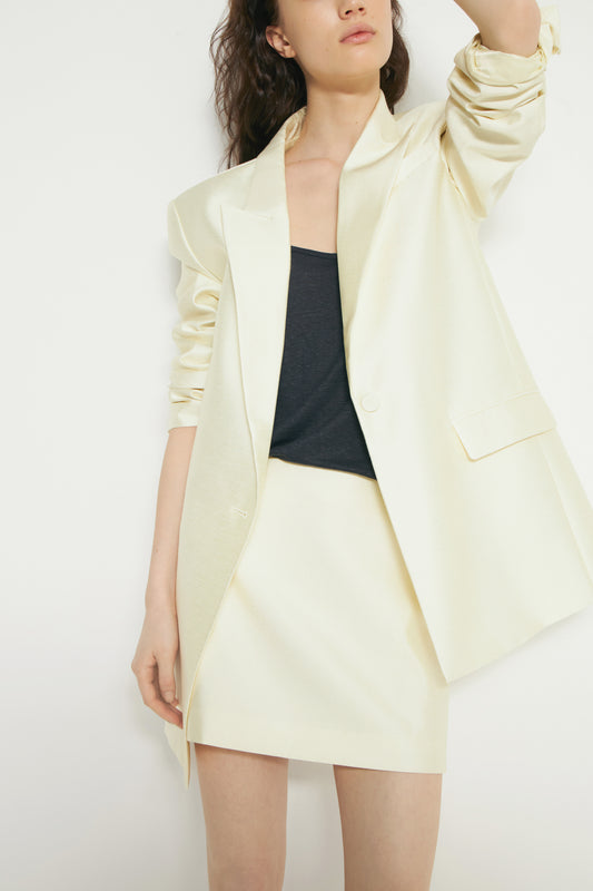 LIGHT YELLOW