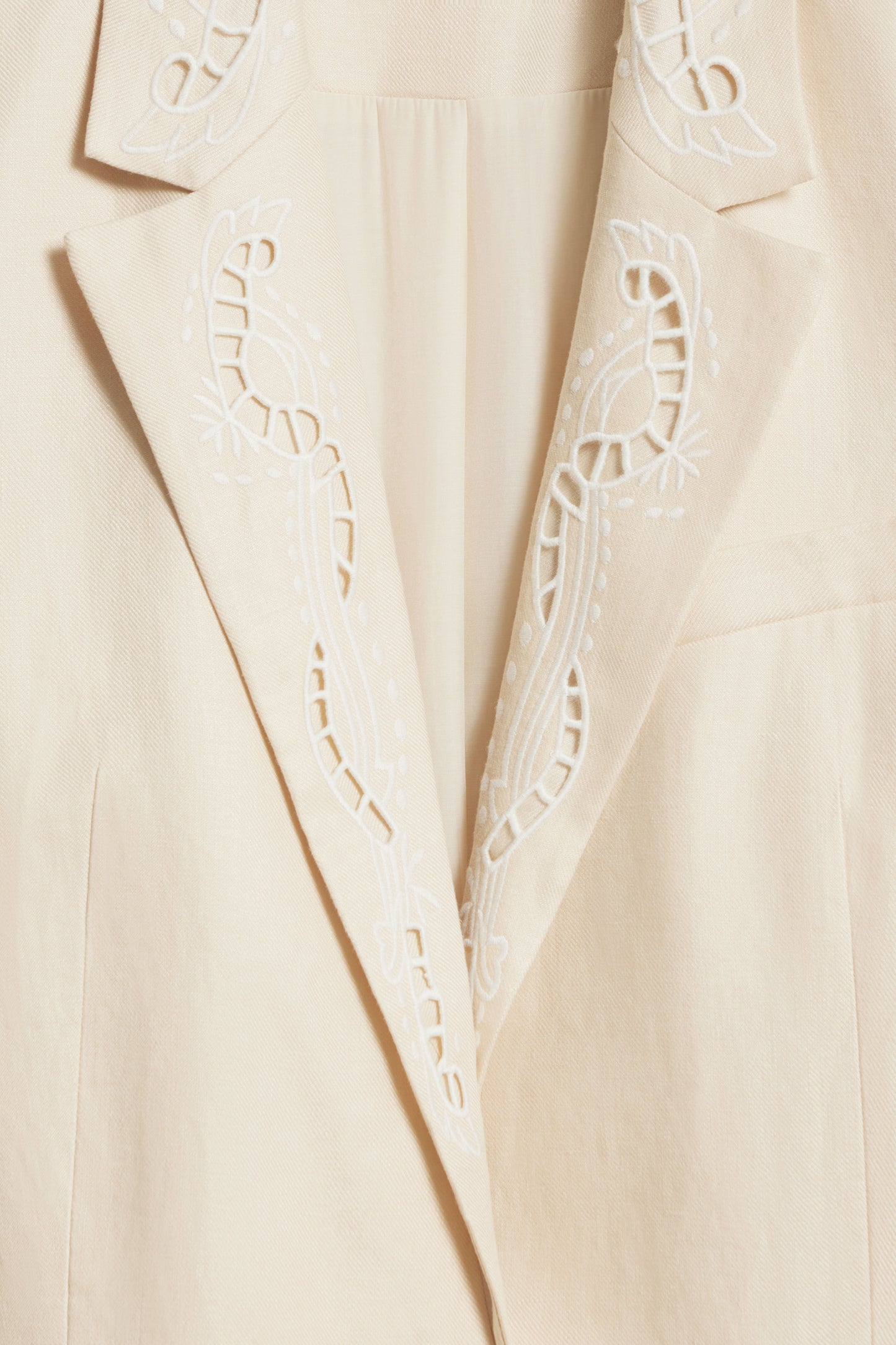 POWDER BEIGE