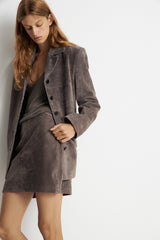DARK BROWN