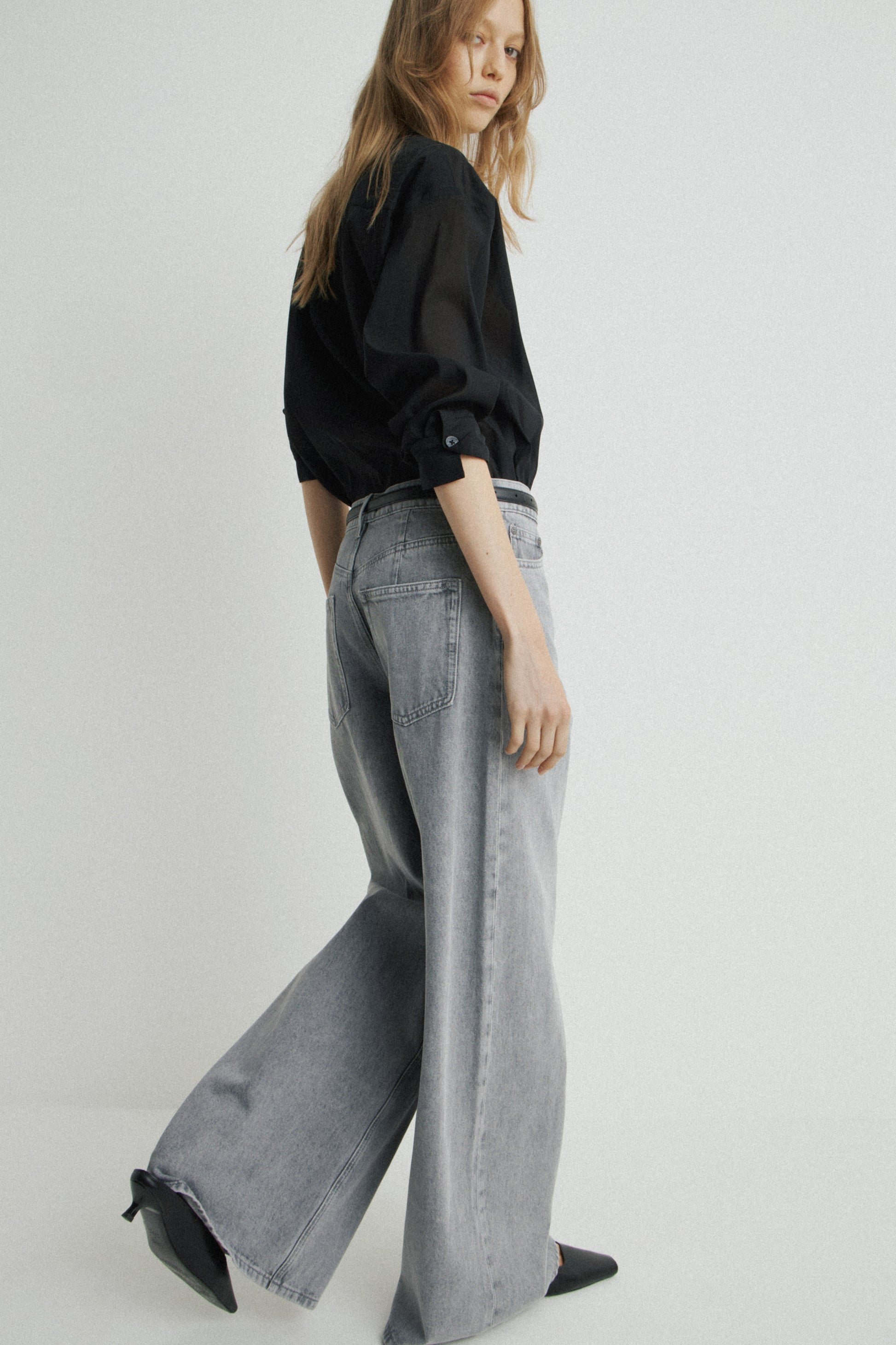 CONCRETE GREY