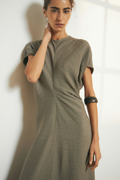 GRAY BROWN