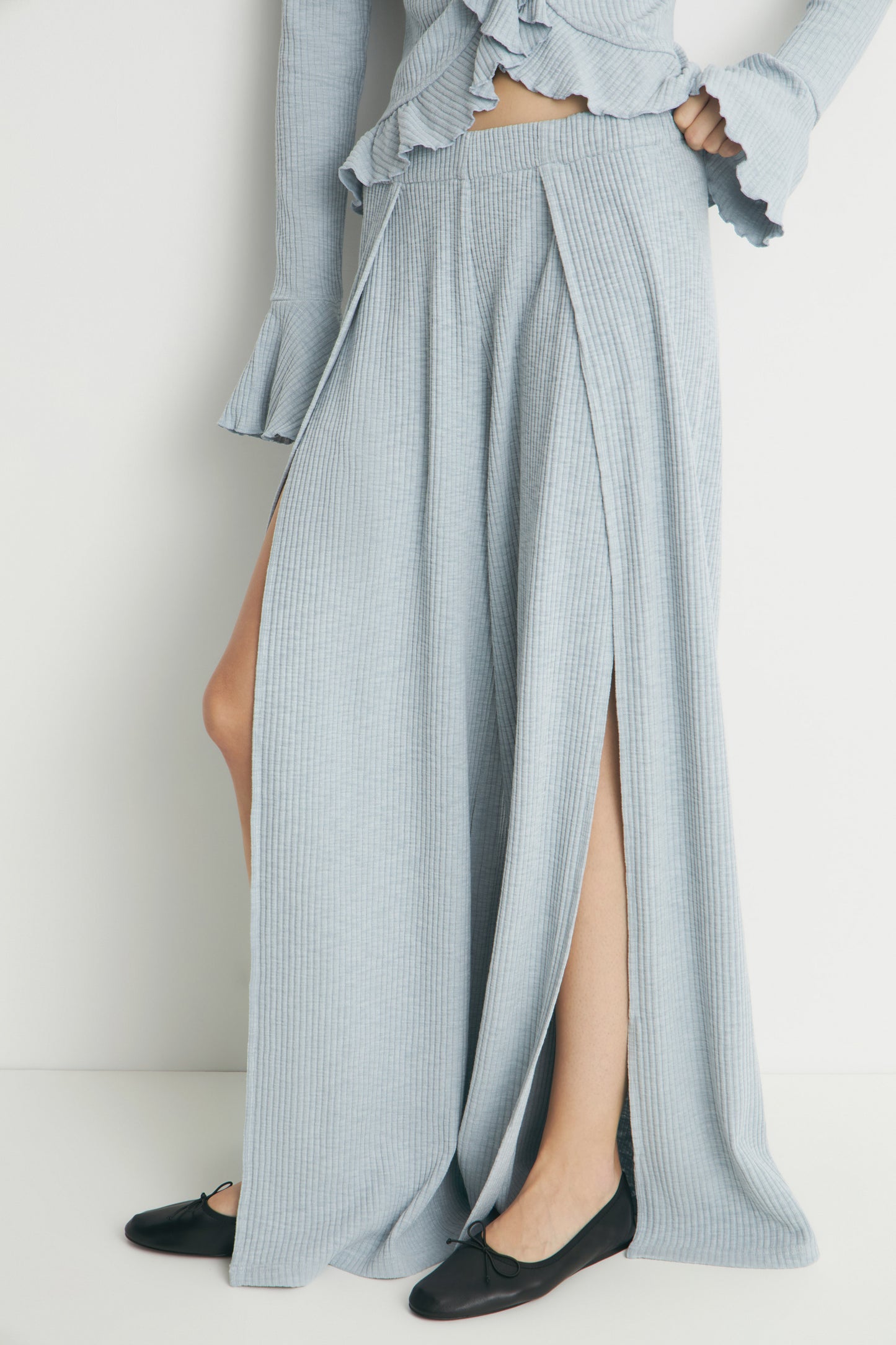 LIGHT BLUE