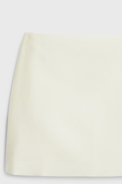 LIGHT YELLOW