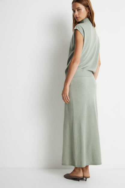 GRAY-GREEN