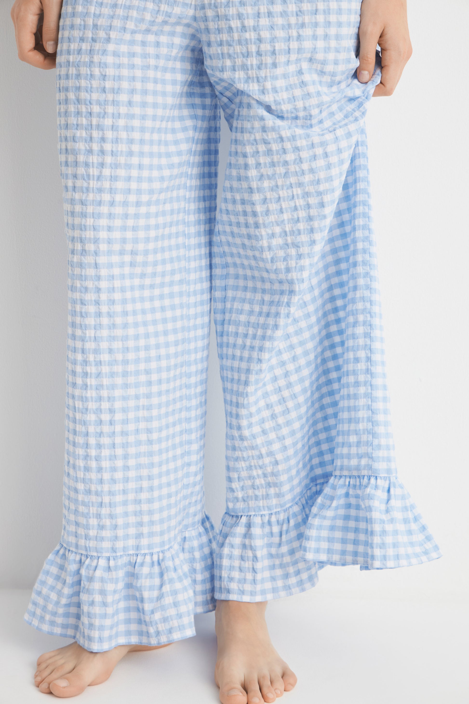 LIGHT BLUE