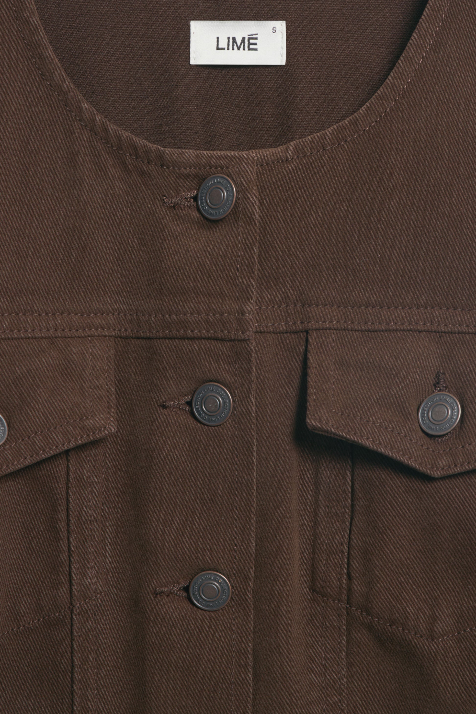 DARK BROWN