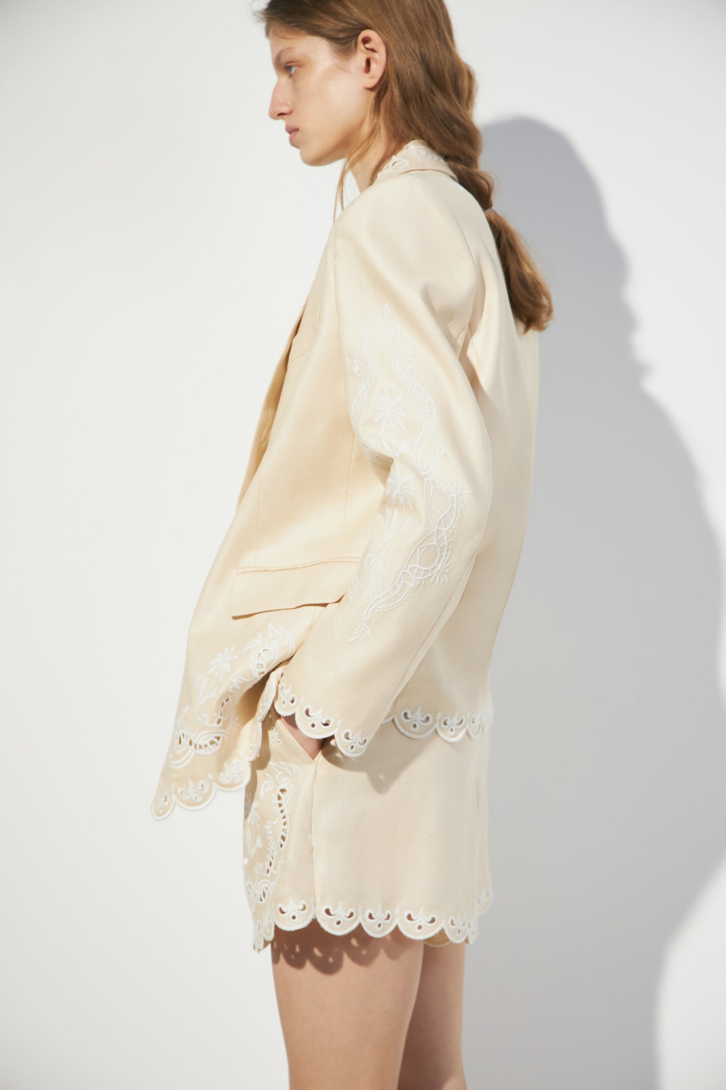 POWDER BEIGE