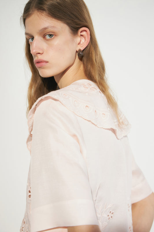 LIGHT PINK