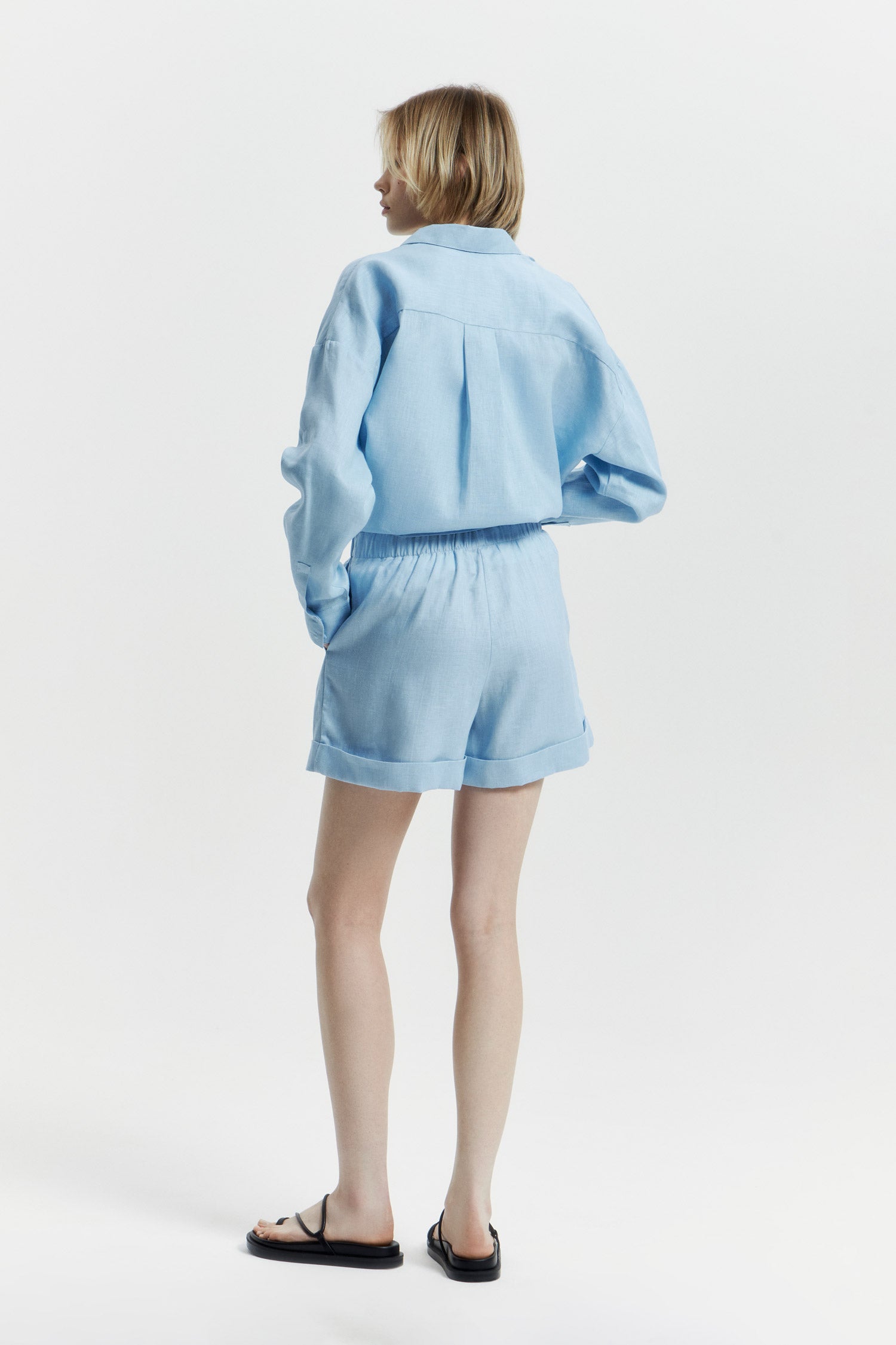 LIGHT BLUE