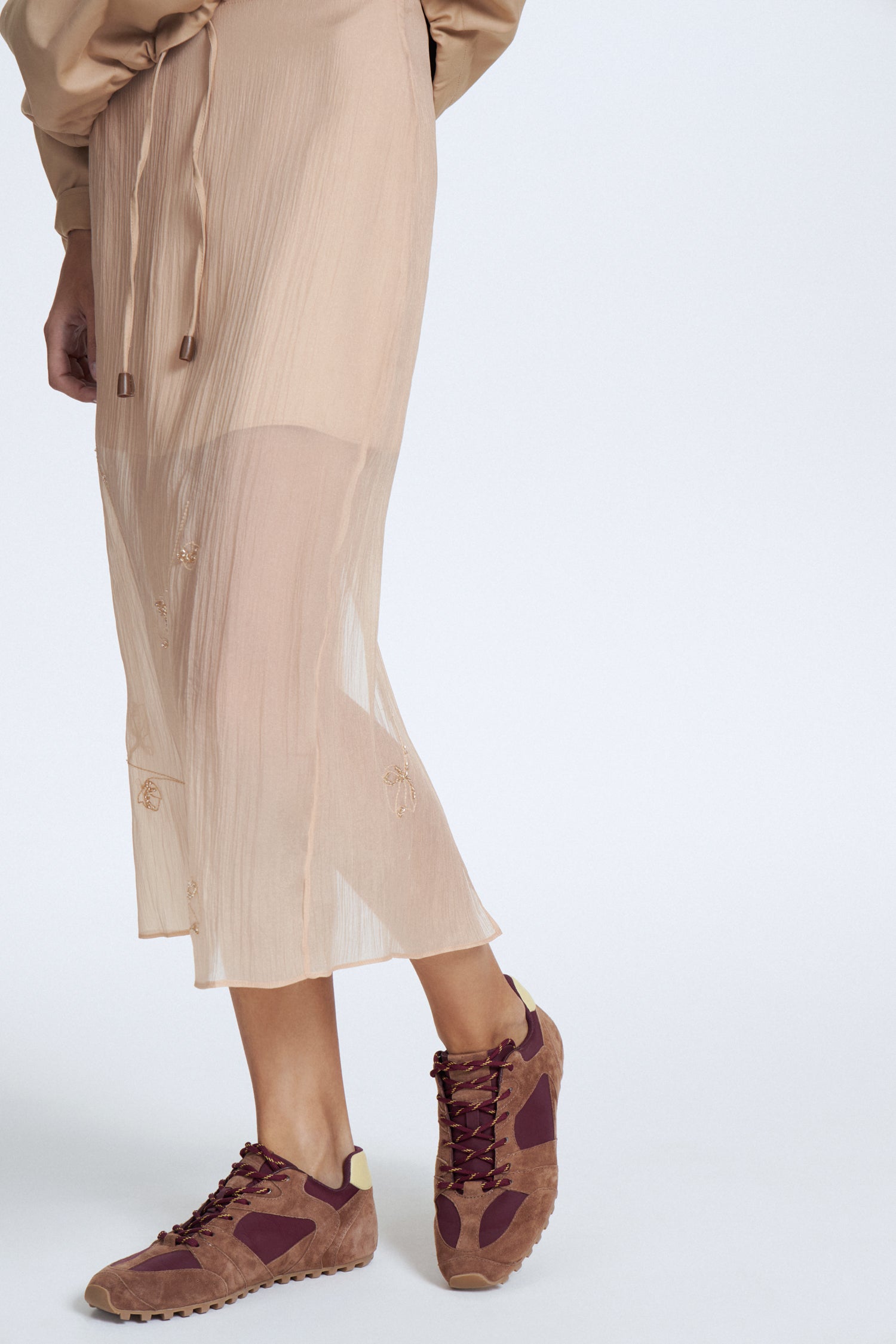 LIGHT BEIGE