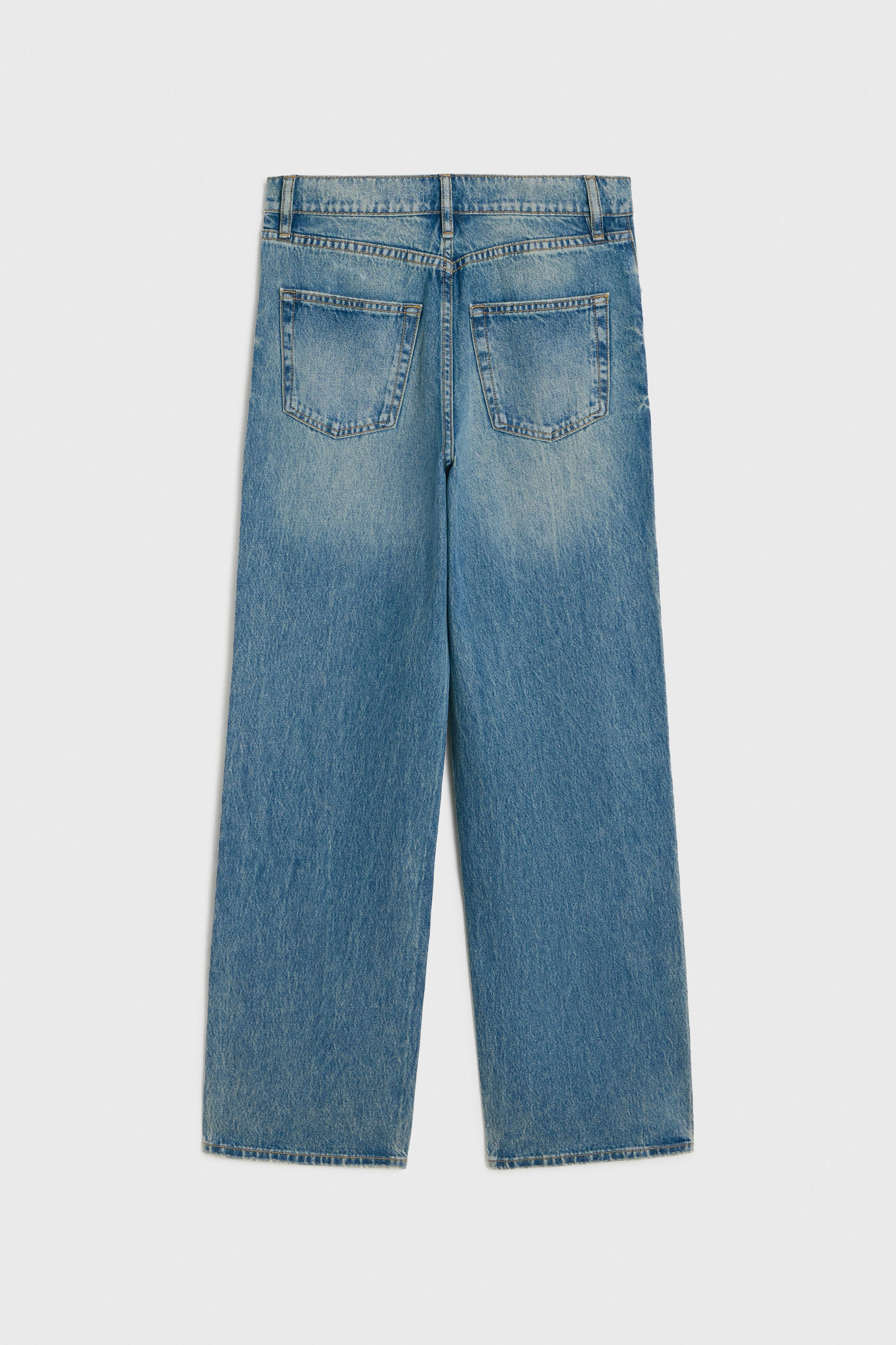 VINTAGE BLUE