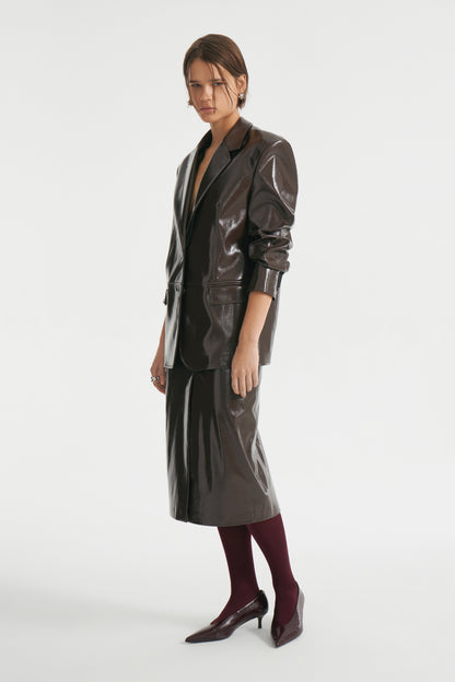 DARK BROWN