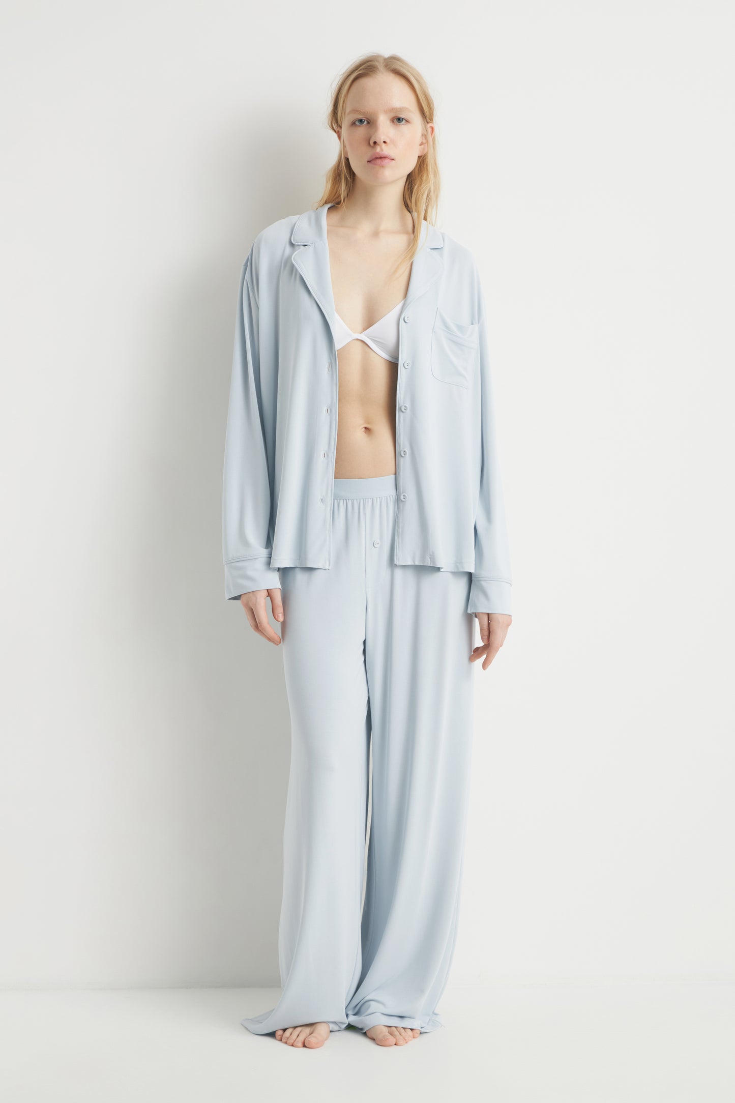 GREY BLUE