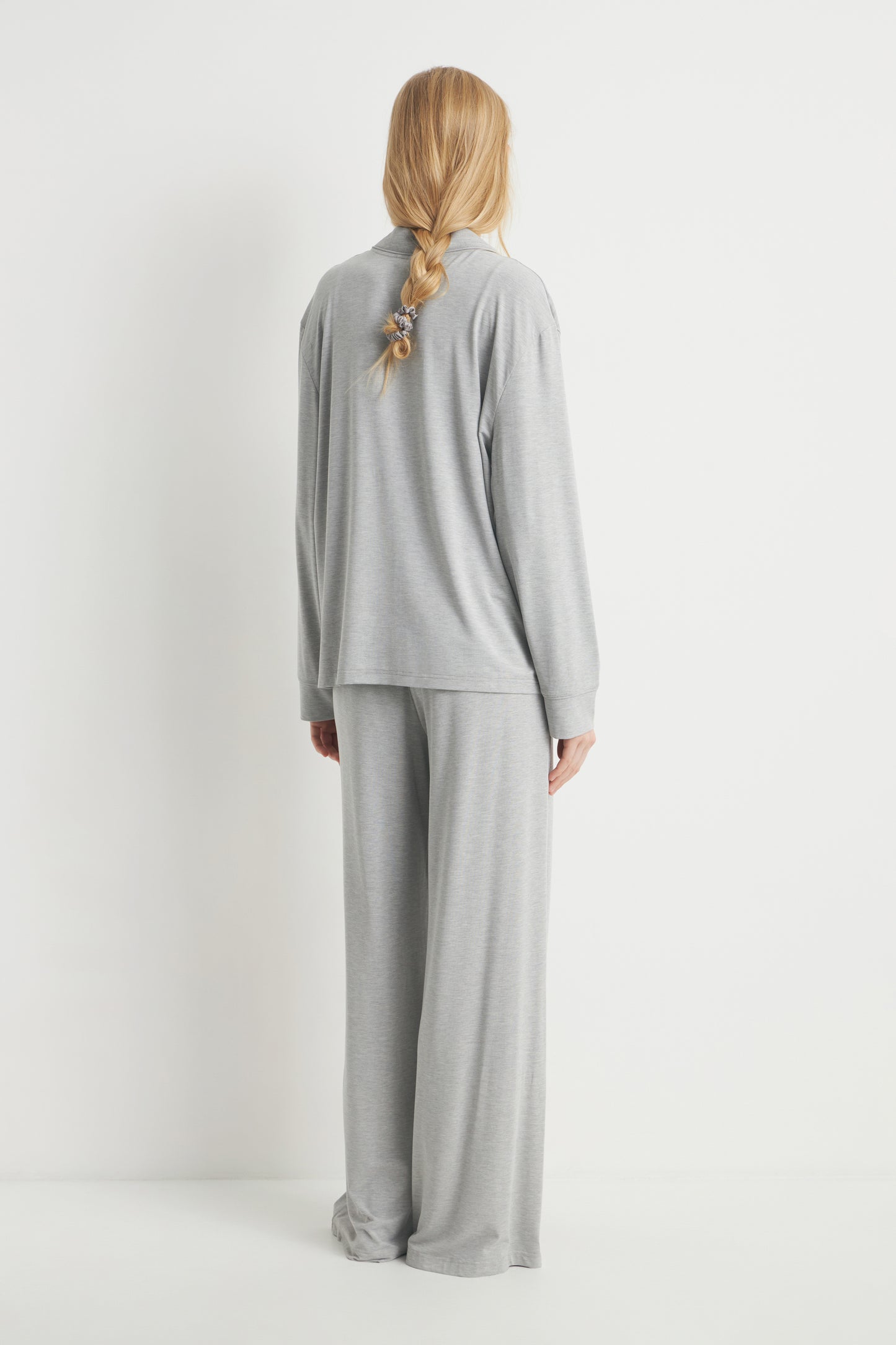 GREY MELANGE