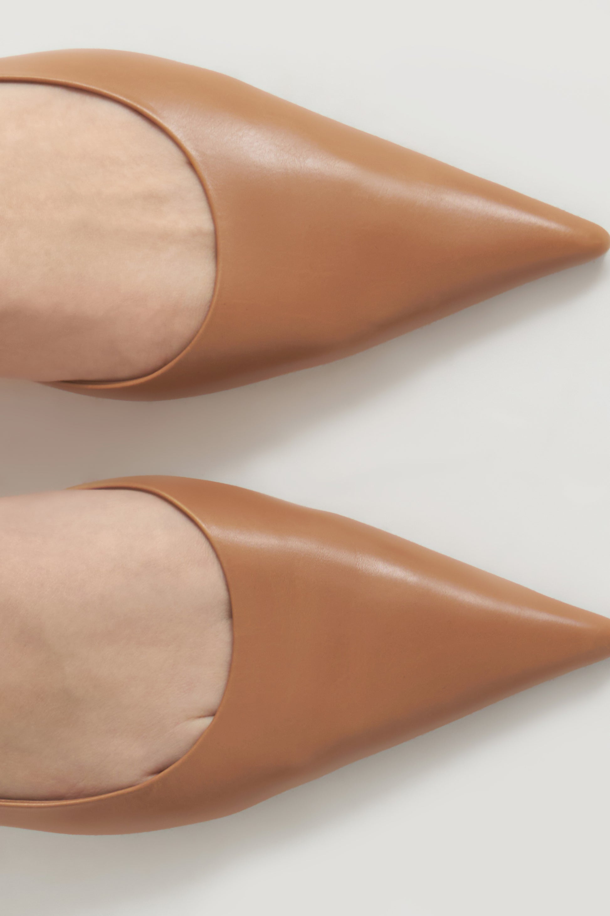 NUDE BEIGE