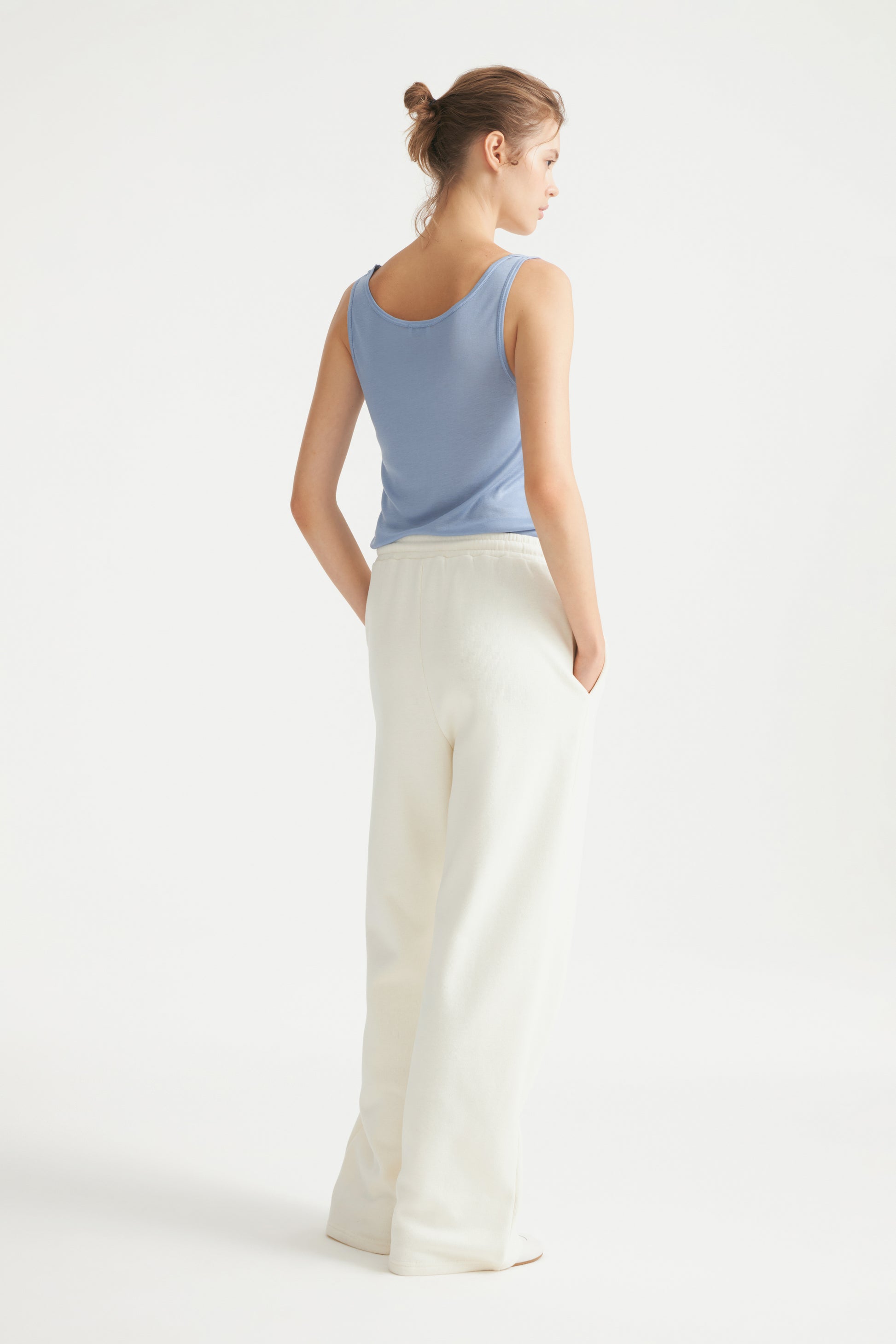 LIGHT BLUE