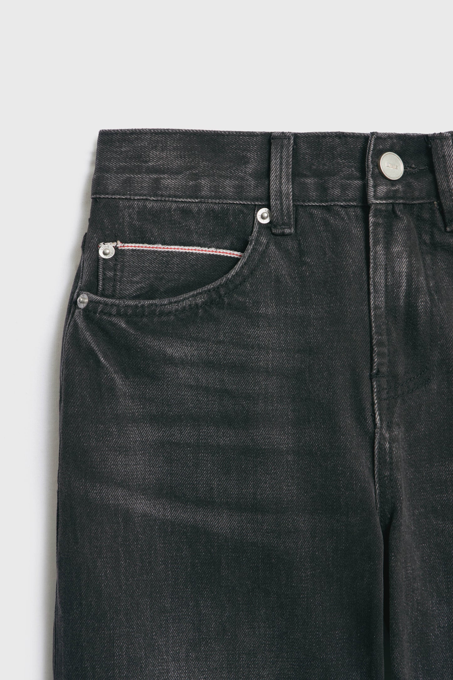 WASHED BLACK