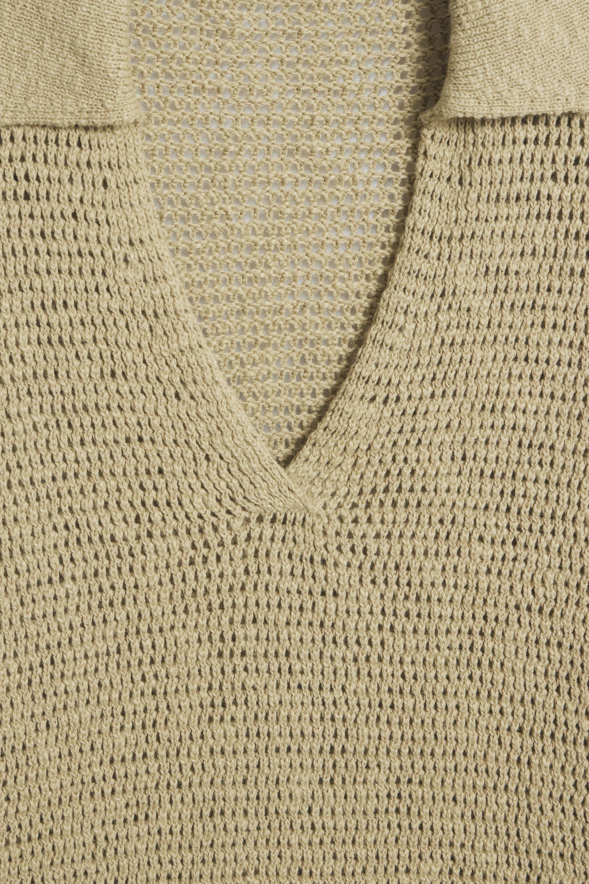 LIGHT OLIVE