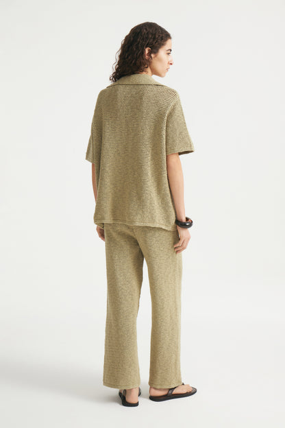 LIGHT OLIVE