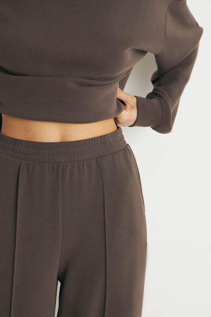 DARK BROWN