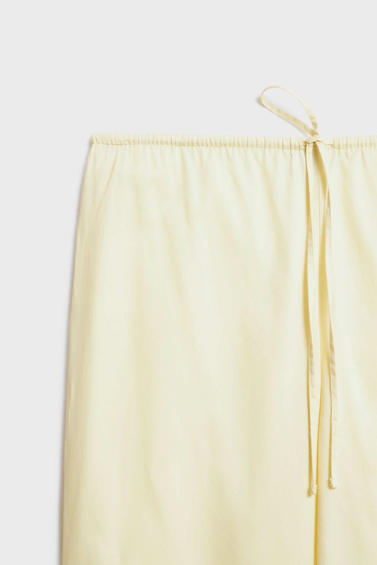 LIGHT YELLOW
