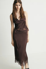 DARK BROWN