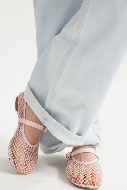 LIGHT PINK