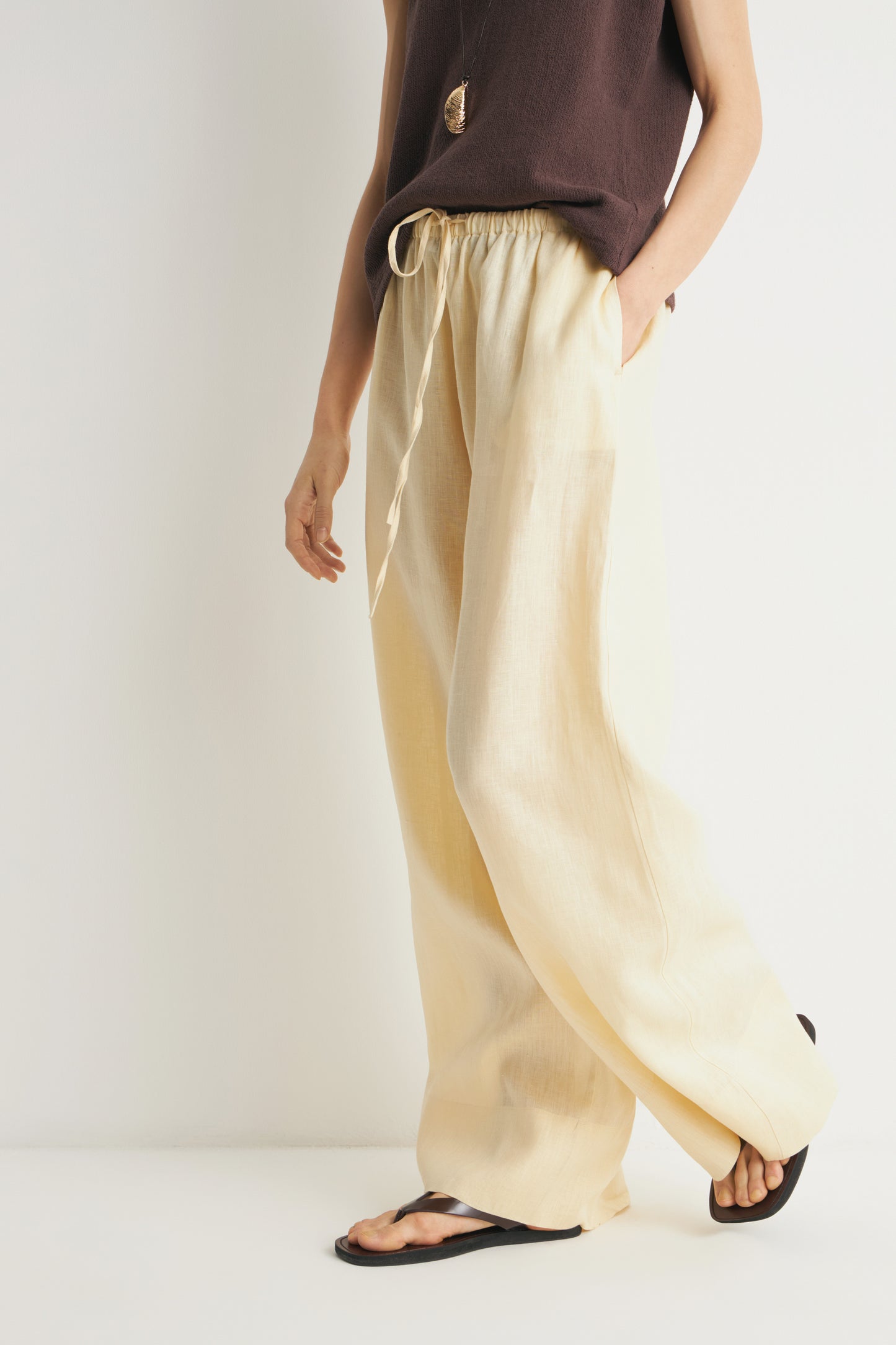 LIGHT YELLOW