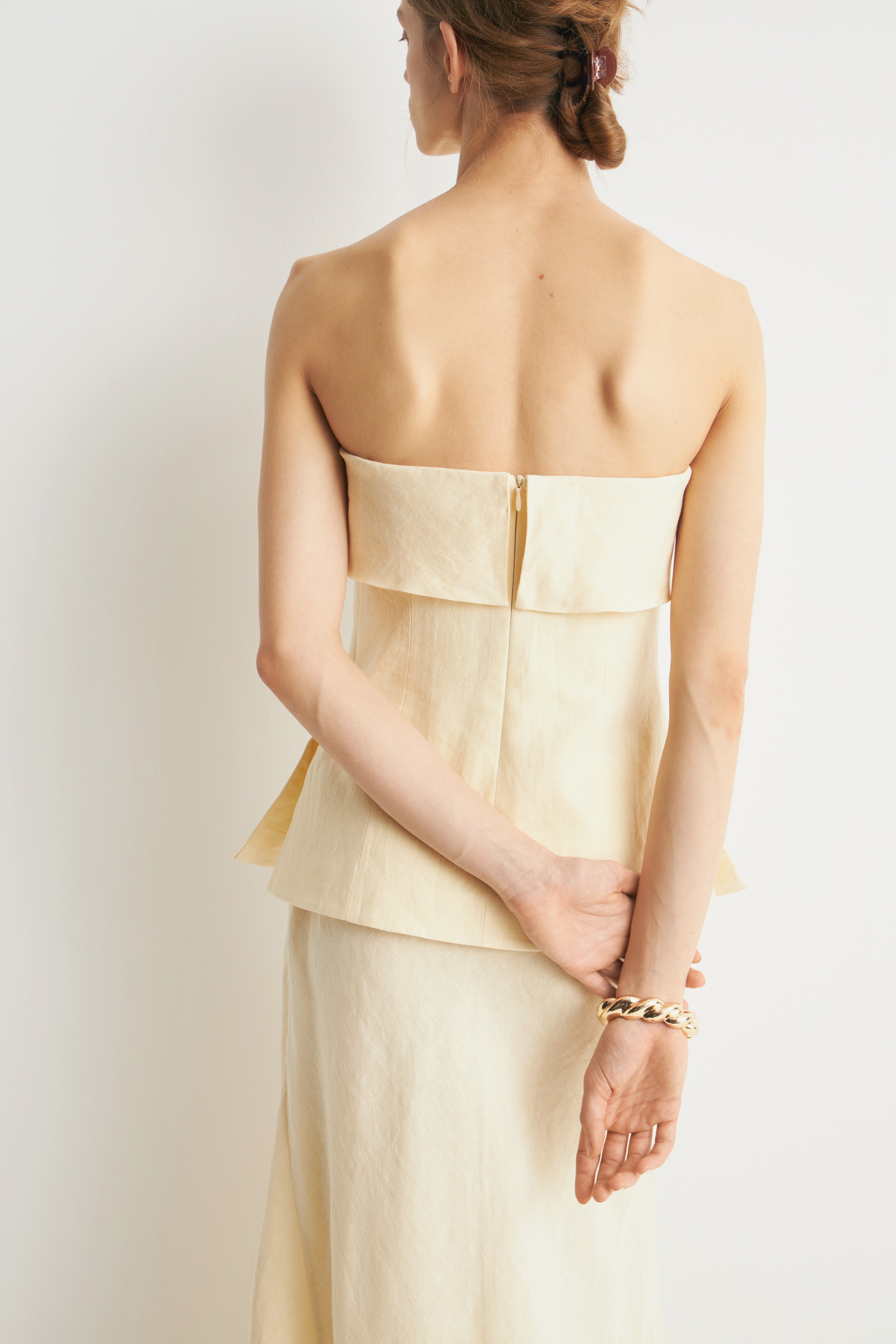 LIGHT YELLOW